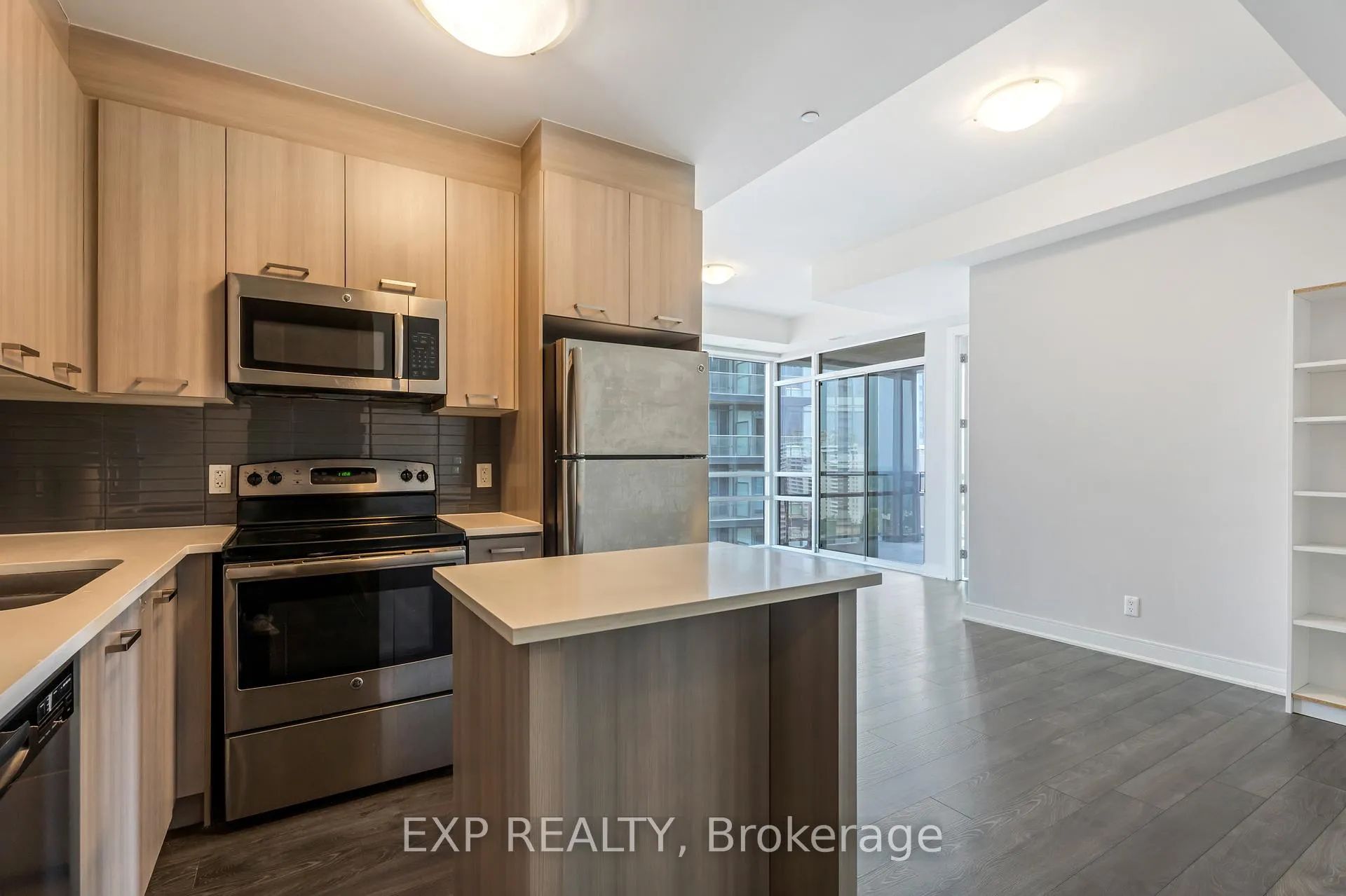 Photo 9 of Unit 1109, 150 Main Street W, Hamilton, Central — HOMEH
