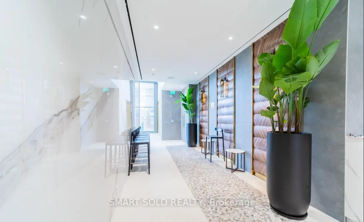 Photo 3 of Unit 3505, 7890 Jane Street, Vaughan, Vaughan Corporate Centre — HOMEH