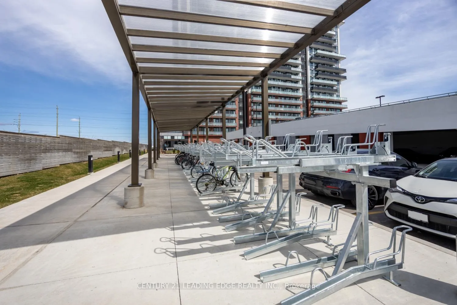 Photo 4 of Unit 202, 2550 Simcoe Street N, Oshawa, Windfields — HOMEH