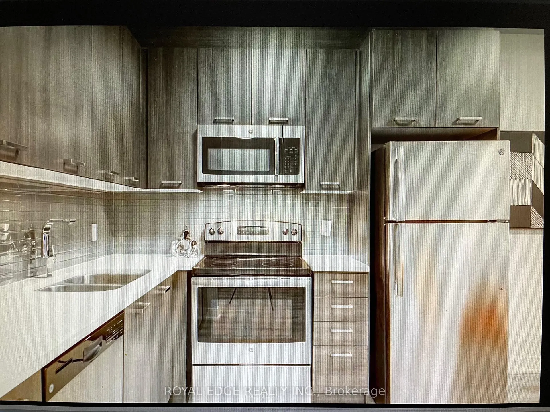Photo 5 of Unit 408, 150 Main Street W, Hamilton, Central — HOMEH
