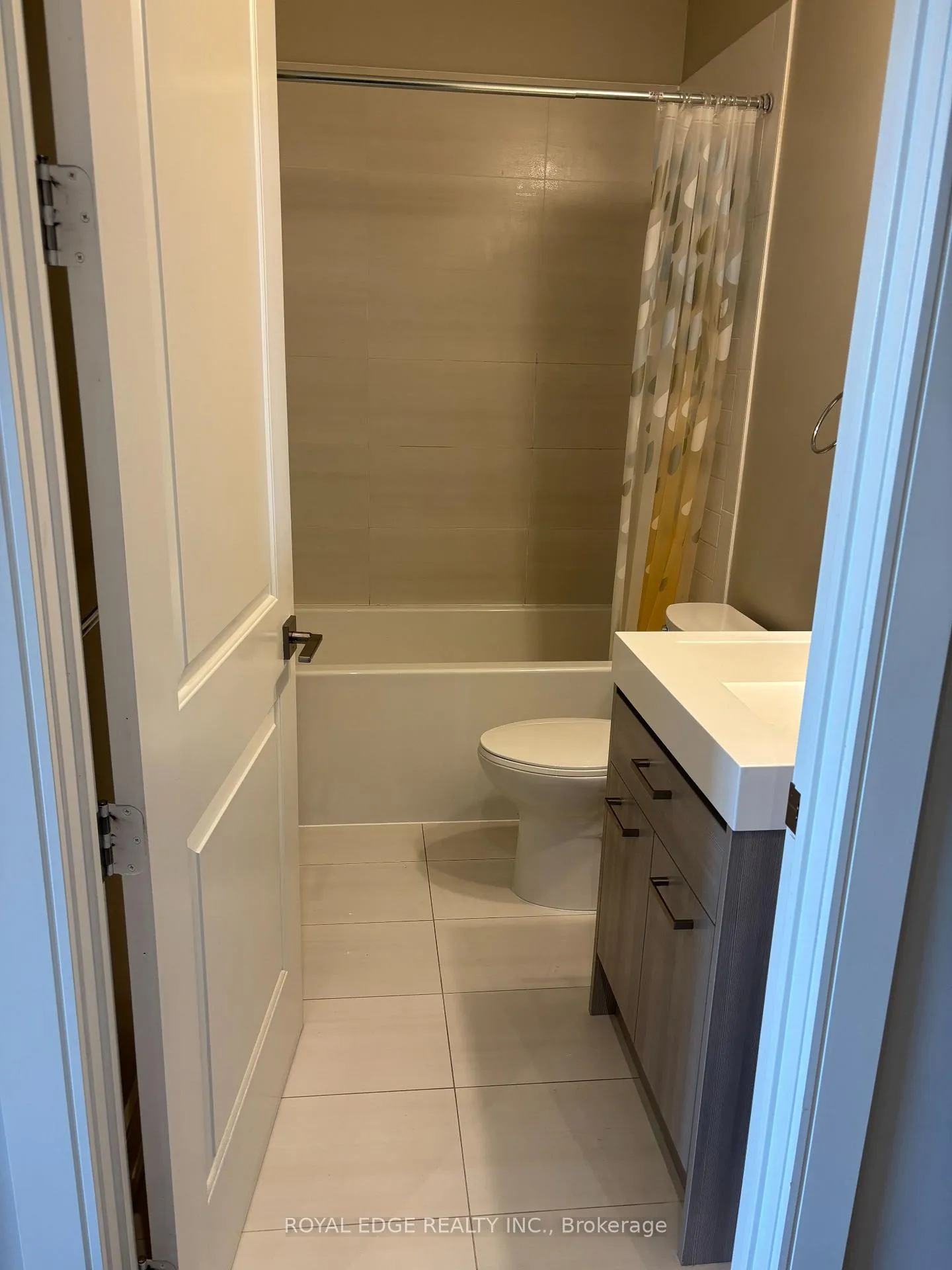 Photo 9 of Unit 408, 150 Main Street W, Hamilton, Central — HOMEH