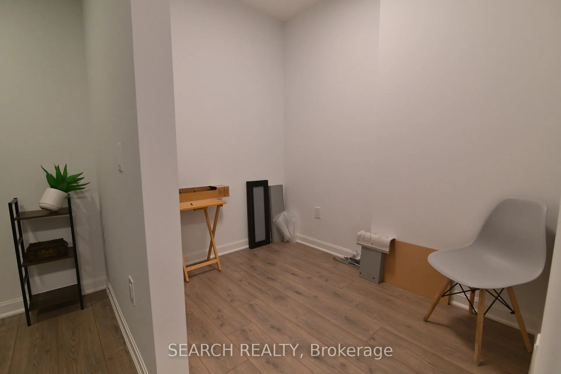 Photo 2 of 223 Prinncess Street N, Frontenac, Frontenac North — HOMEH