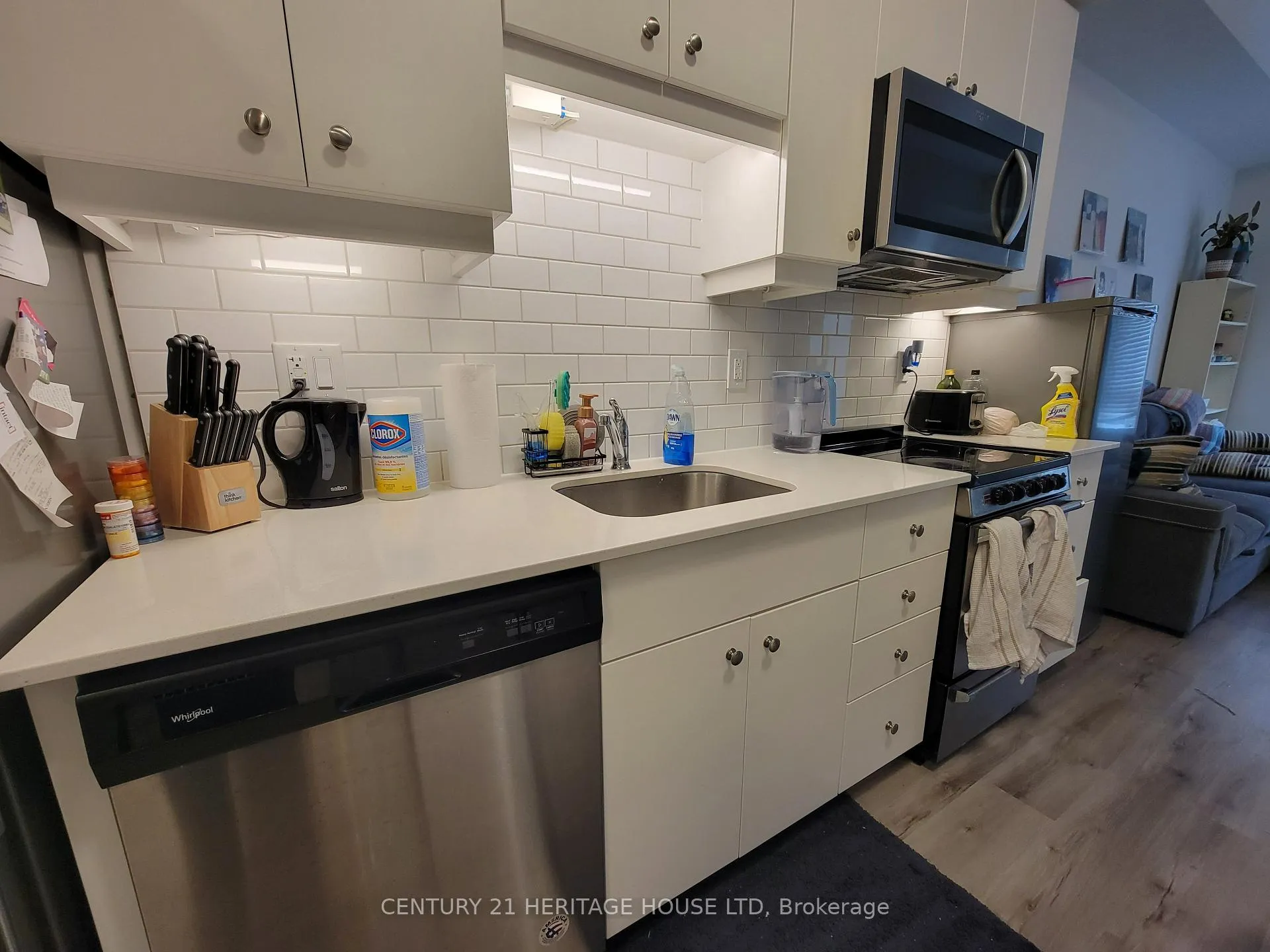 Photo 4 of Unit 110, 247 Northfield Drive E, Waterloo — HOMEH