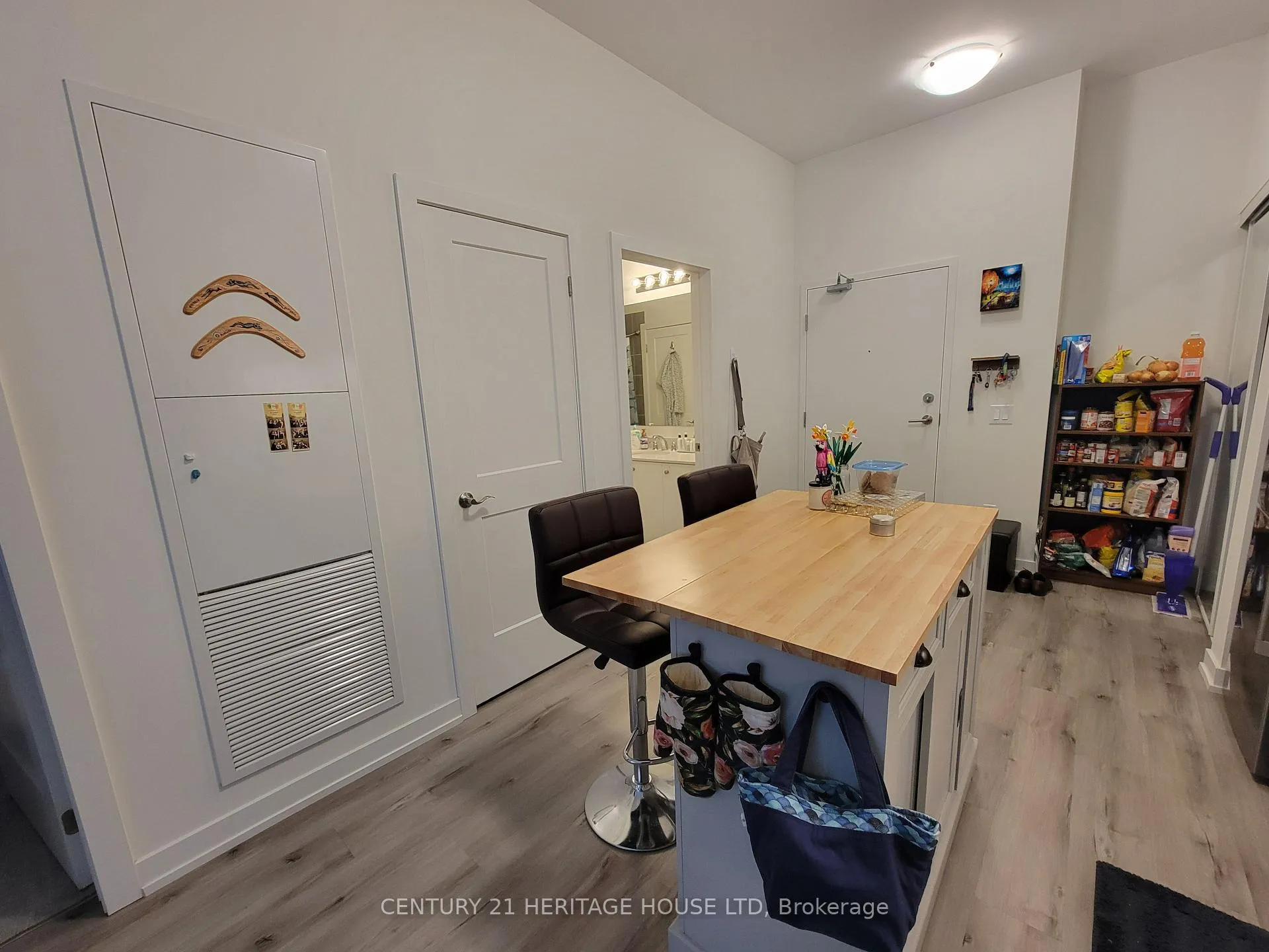 Photo 6 of Unit 110, 247 Northfield Drive E, Waterloo — HOMEH