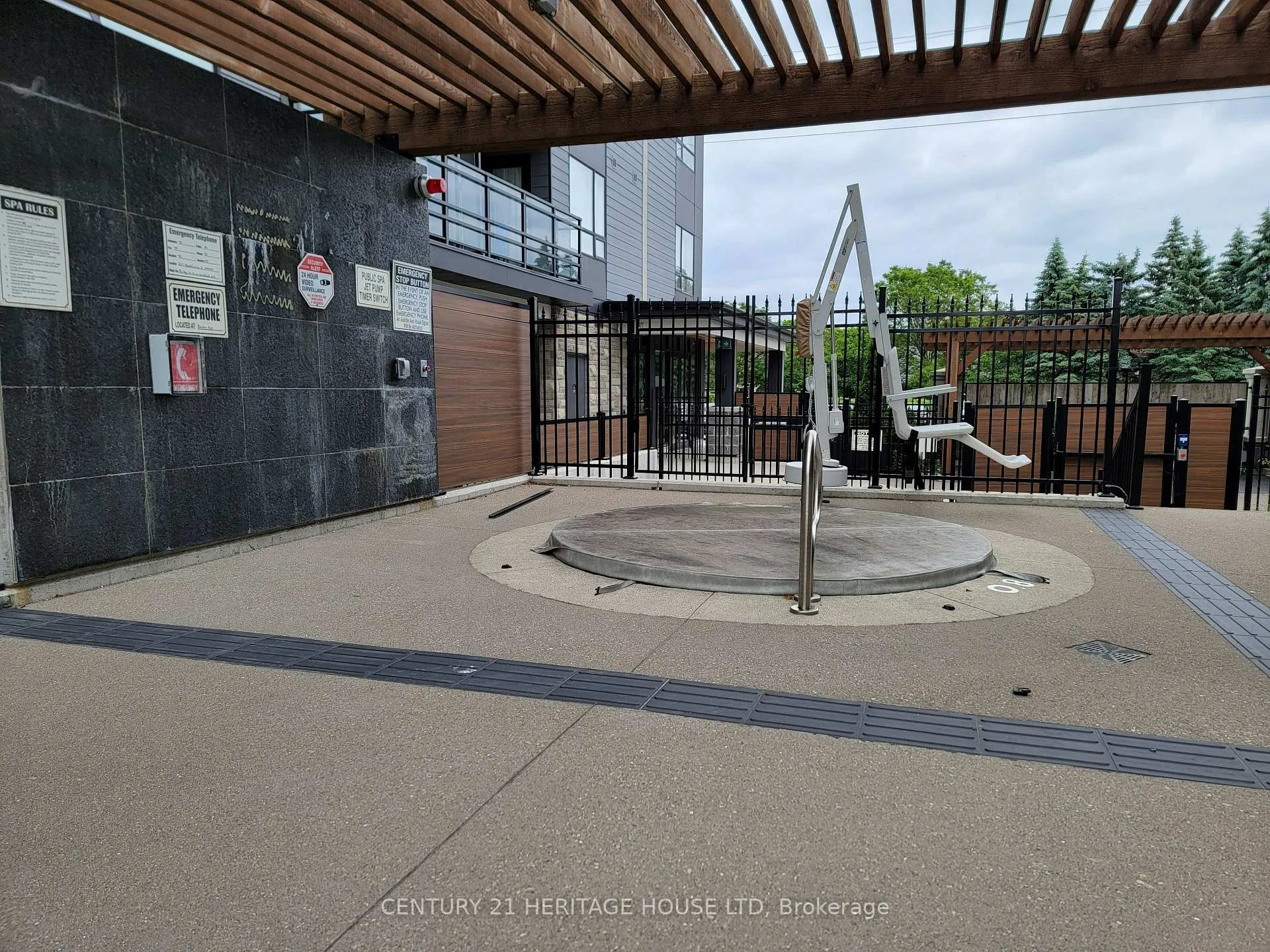 Photo 18 of Unit 110, 247 Northfield Drive E, Waterloo — HOMEH