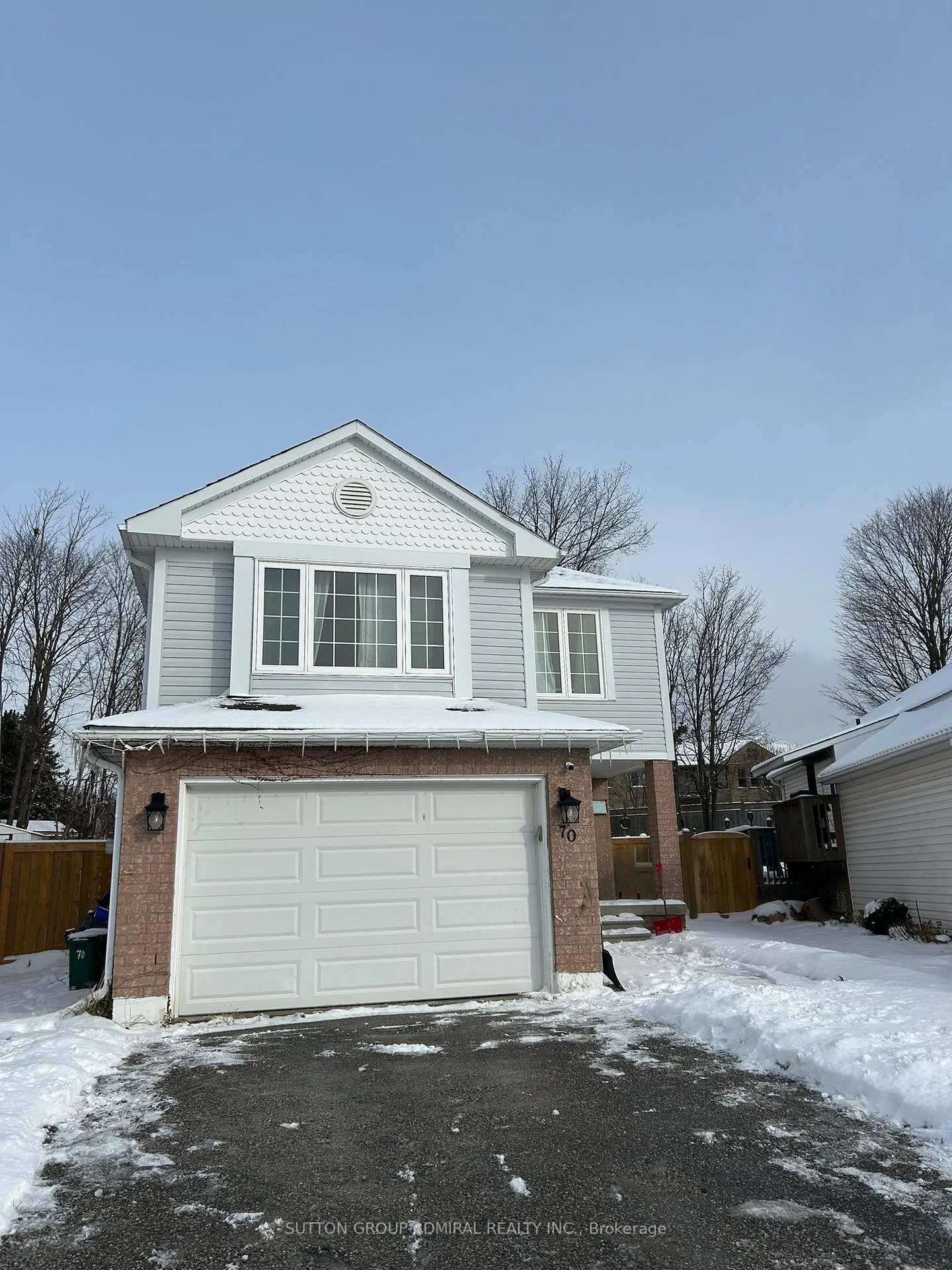 Photo 2 of 70 Copeman Crescent, Barrie, Painswick North — HOMEH