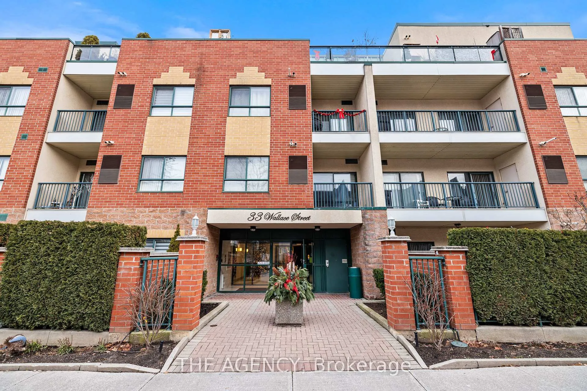 Photo 3 of Unit Ph5, 33 Wallace Street, Vaughan, West Woodbridge — HOMEH
