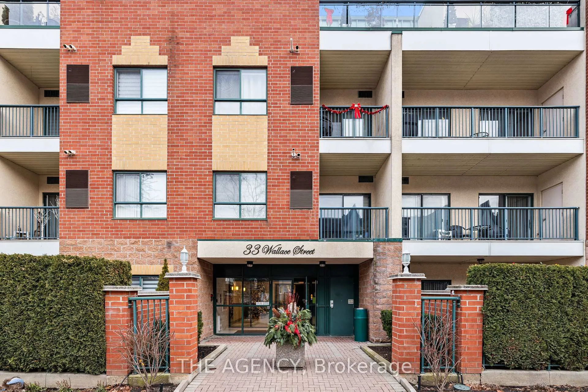 Photo 4 of Unit Ph5, 33 Wallace Street, Vaughan, West Woodbridge — HOMEH