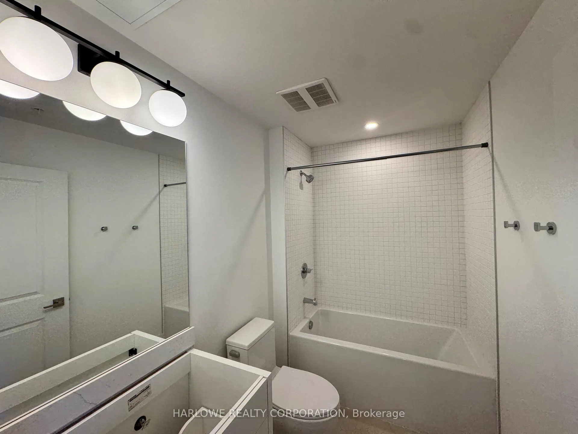 Photo 10 of Unit 1003, 206 King Street W, Hamilton, Central — HOMEH