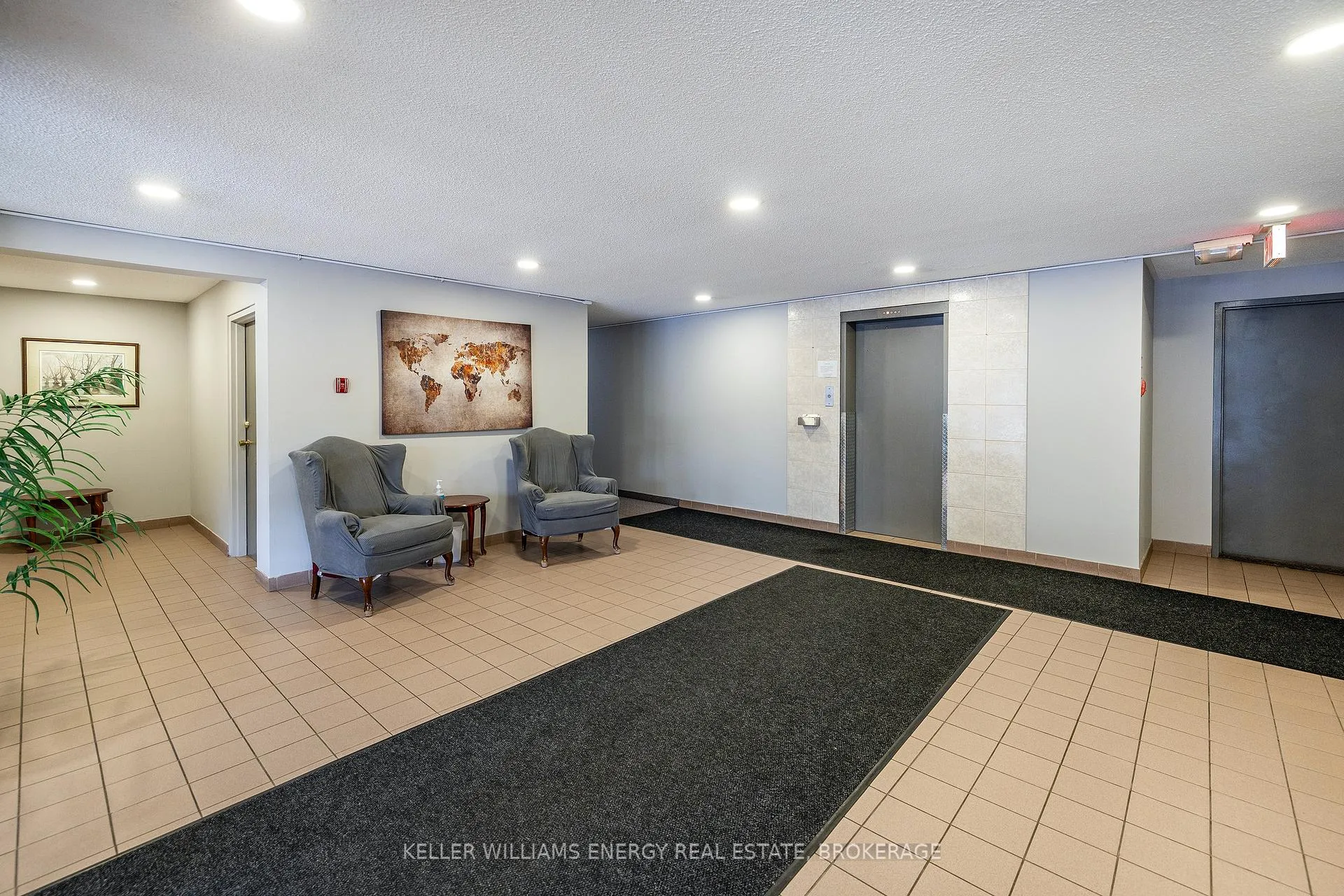Photo 6 of Unit 207, 131 Taunton Road E, Oshawa, Centennial — HOMEH