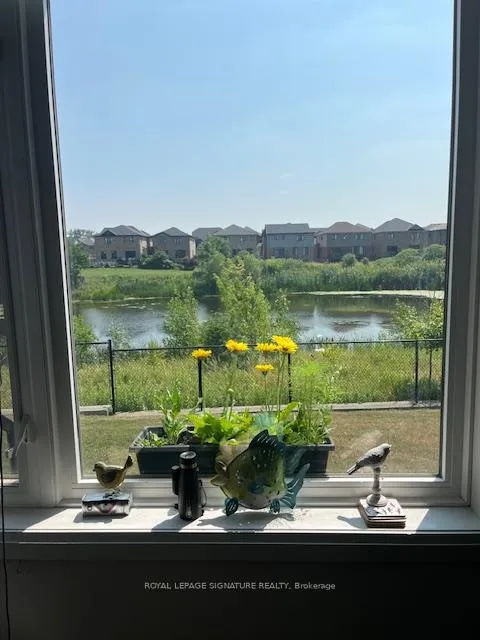 Photo 4 of Unit 4, 35 Midhurst Heights, Hamilton, Stoney Creek — HOMEH