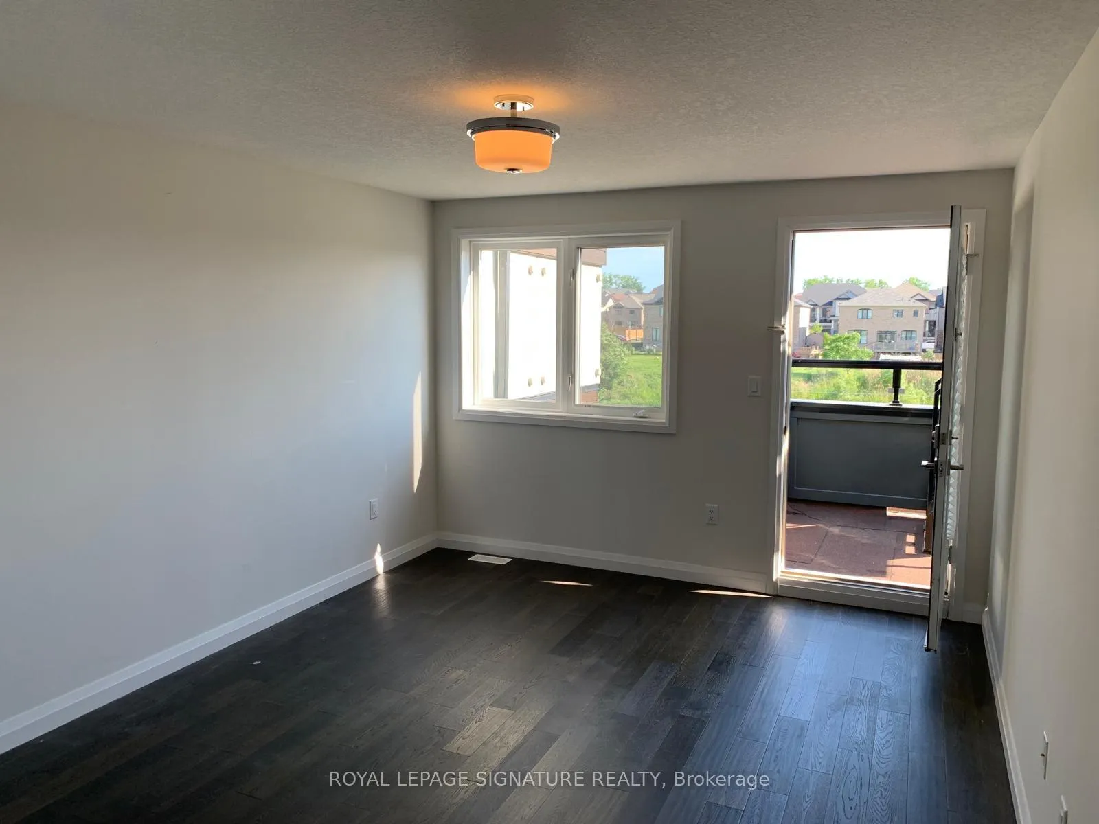 Photo 14 of Unit 4, 35 Midhurst Heights, Hamilton, Stoney Creek — HOMEH