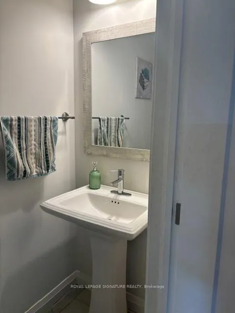 Photo 19 of Unit 4, 35 Midhurst Heights, Hamilton, Stoney Creek — HOMEH