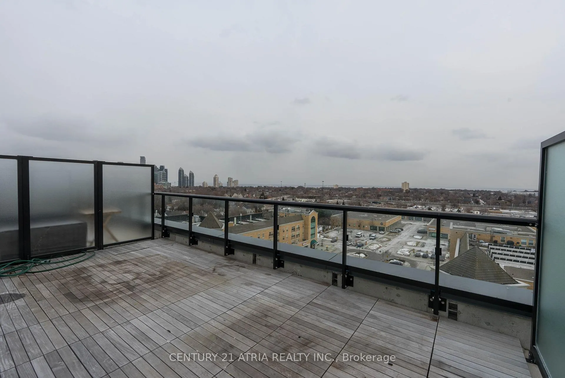 Photo 15 of Unit 814, 7 Smith Crescent, Etobicoke, Stonegate-Queensway — HOMEH