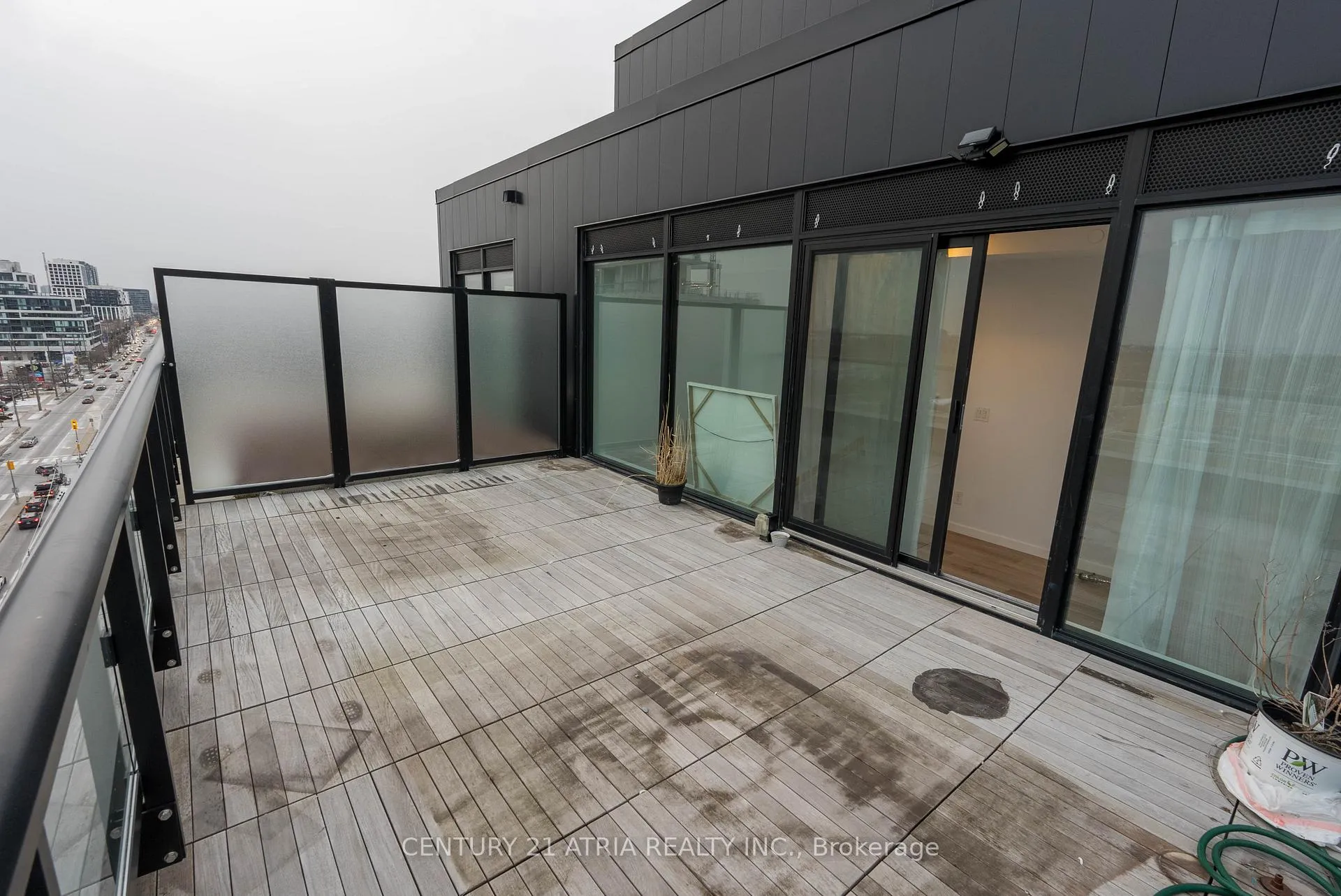 Photo 16 of Unit 814, 7 Smith Crescent, Etobicoke, Stonegate-Queensway — HOMEH