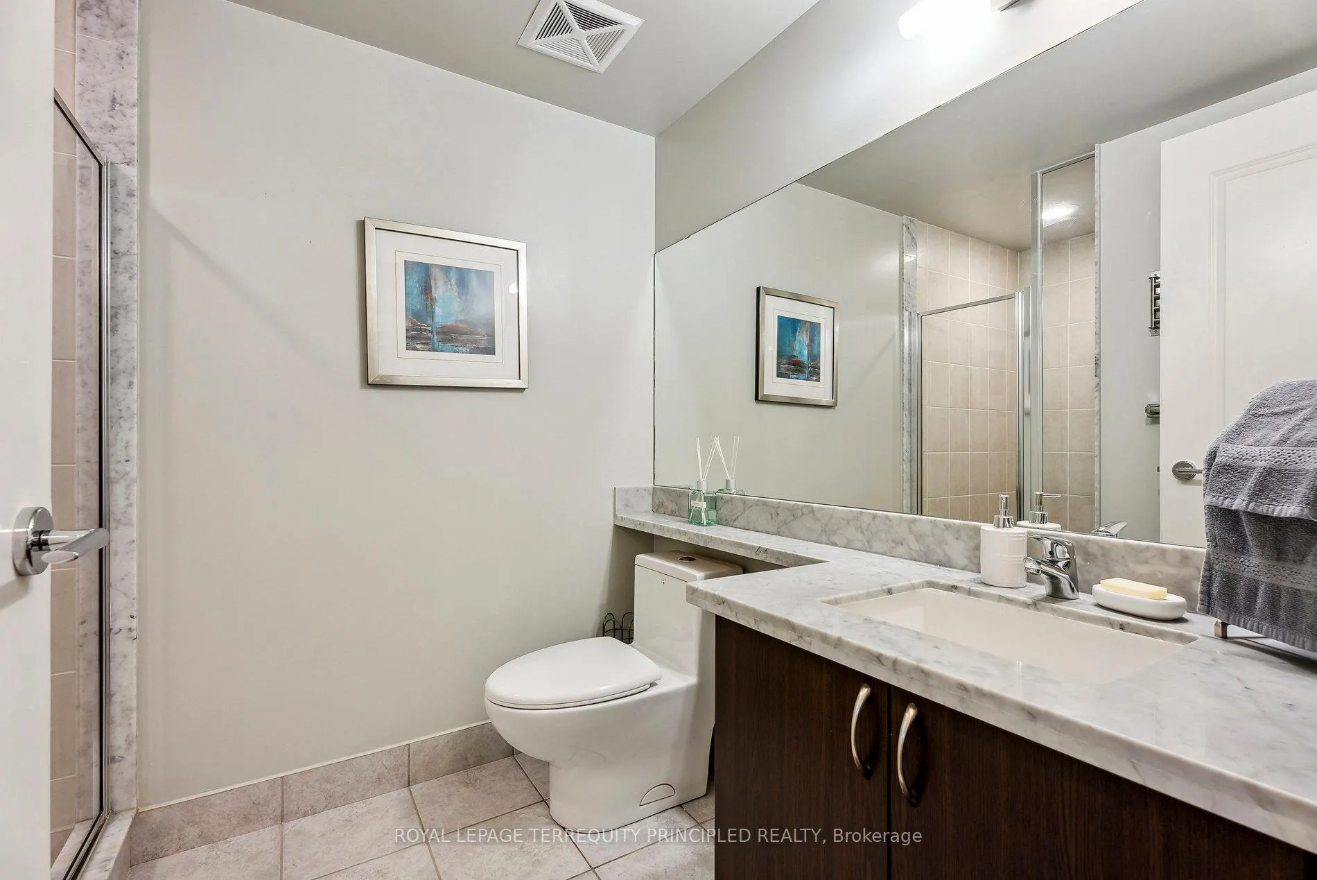 Photo 18 of Unit 202B, 21 Upper Duke Crescent, Markham, Unionville — HOMEH