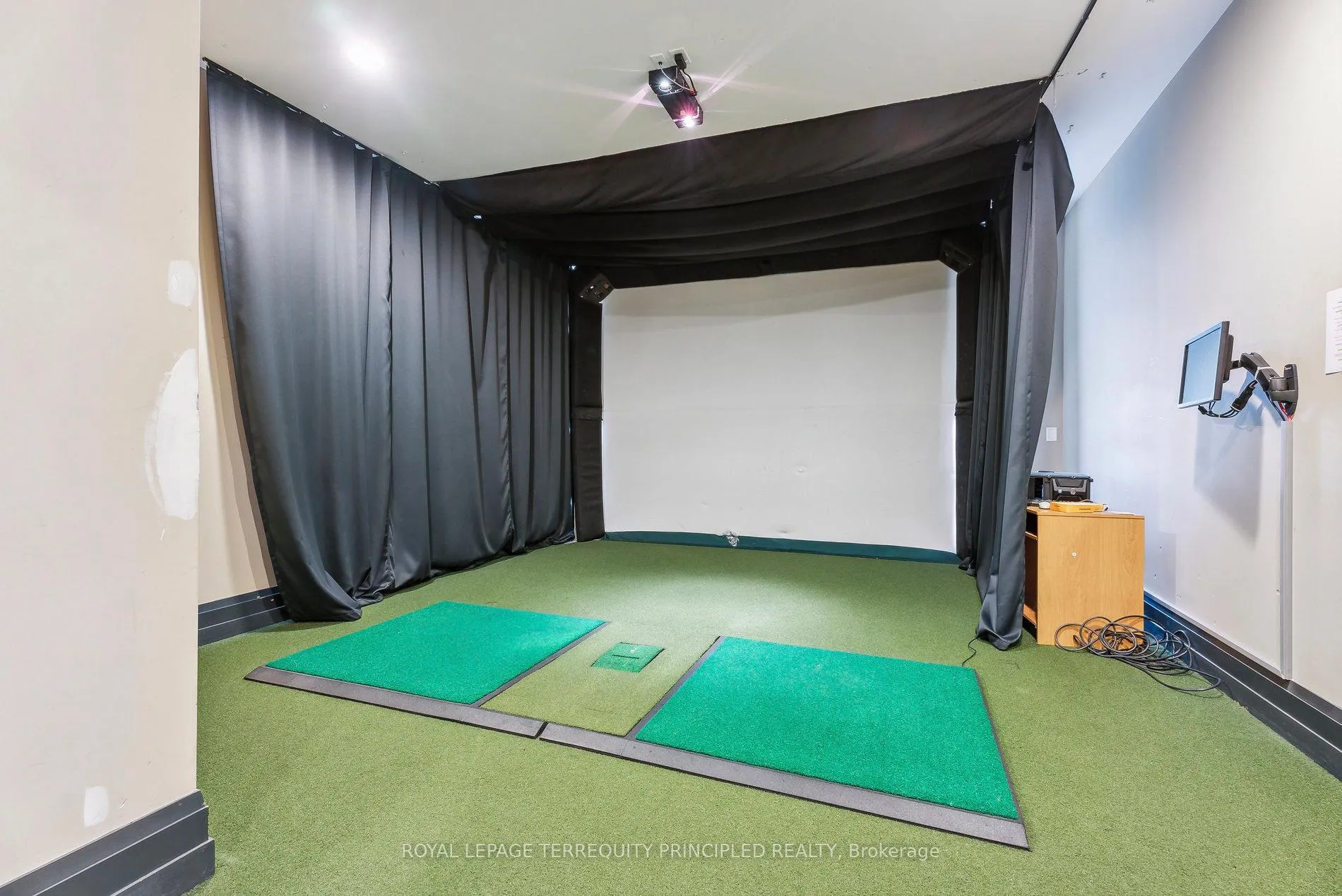 Photo 22 of Unit 202B, 21 Upper Duke Crescent, Markham, Unionville — HOMEH