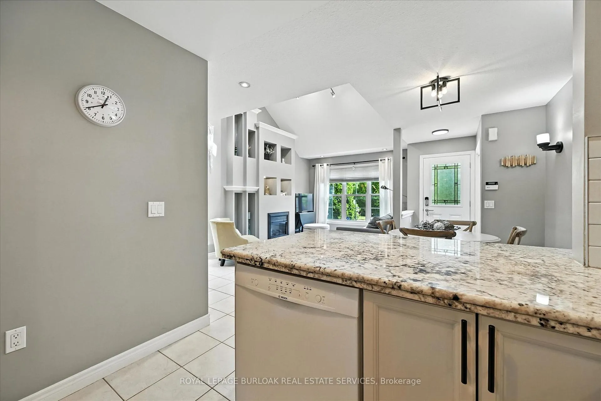Photo 11 of Unit 23, 1085 Harrogate Drive, Hamilton, Meadowlands — HOMEH