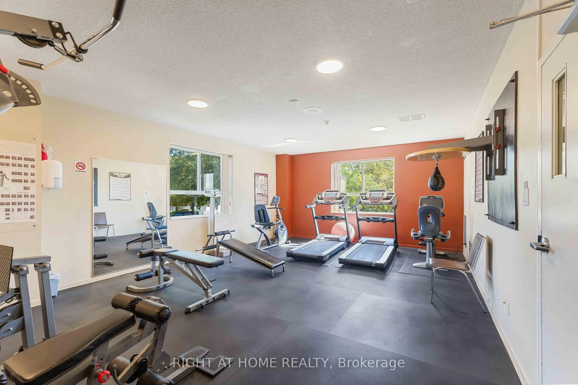 Photo 35 of Unit 204, 7 Gale Crescent, St. Catharines, E. Chester — HOMEH