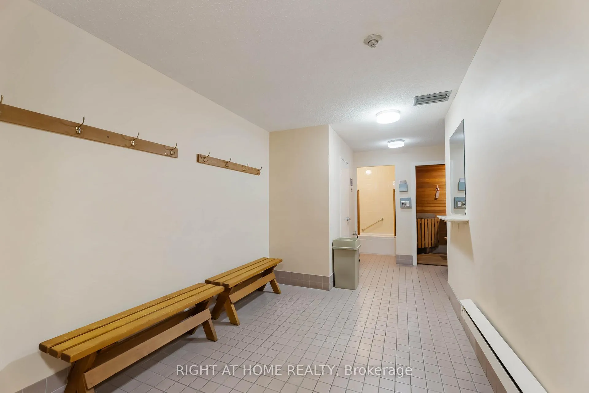 Photo 39 of Unit 204, 7 Gale Crescent, St. Catharines, E. Chester — HOMEH