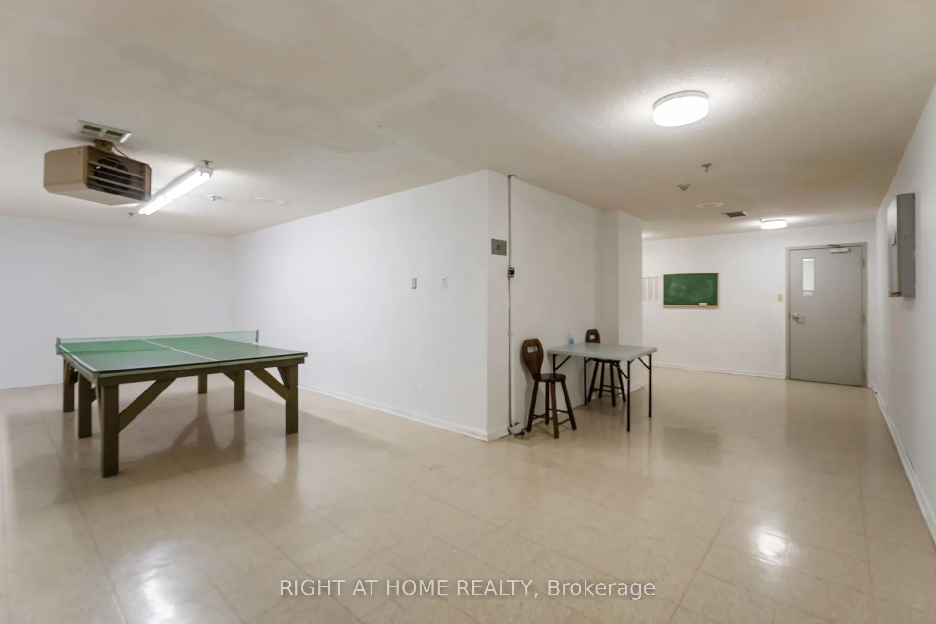Photo 42 of Unit 204, 7 Gale Crescent, St. Catharines, E. Chester — HOMEH