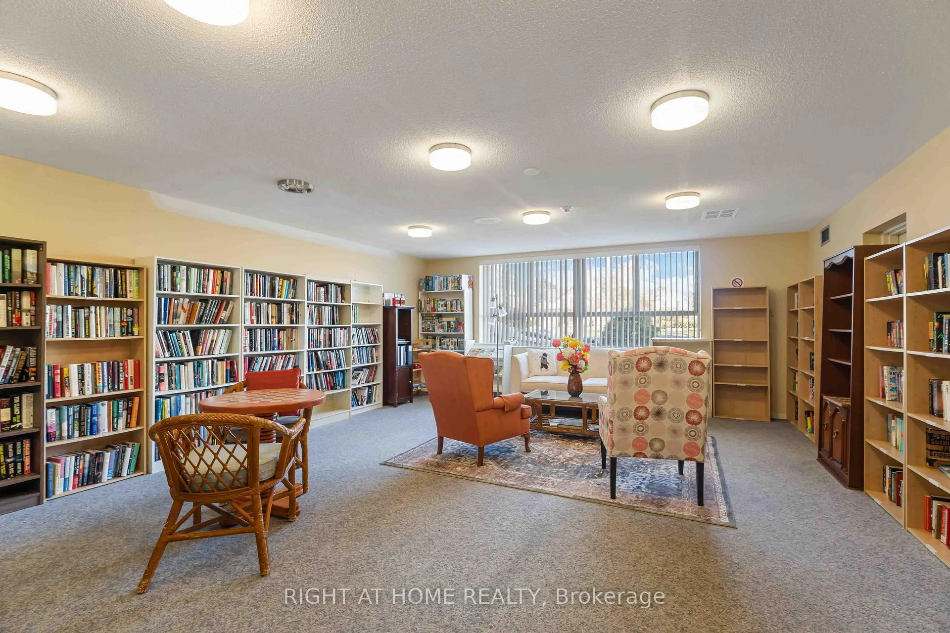 Photo 44 of Unit 204, 7 Gale Crescent, St. Catharines, E. Chester — HOMEH
