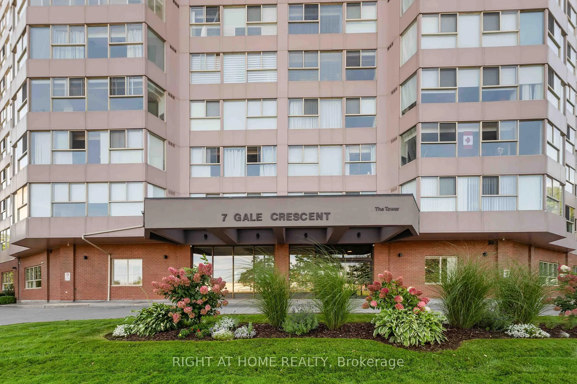 Photo 48 of Unit 204, 7 Gale Crescent, St. Catharines, E. Chester — HOMEH