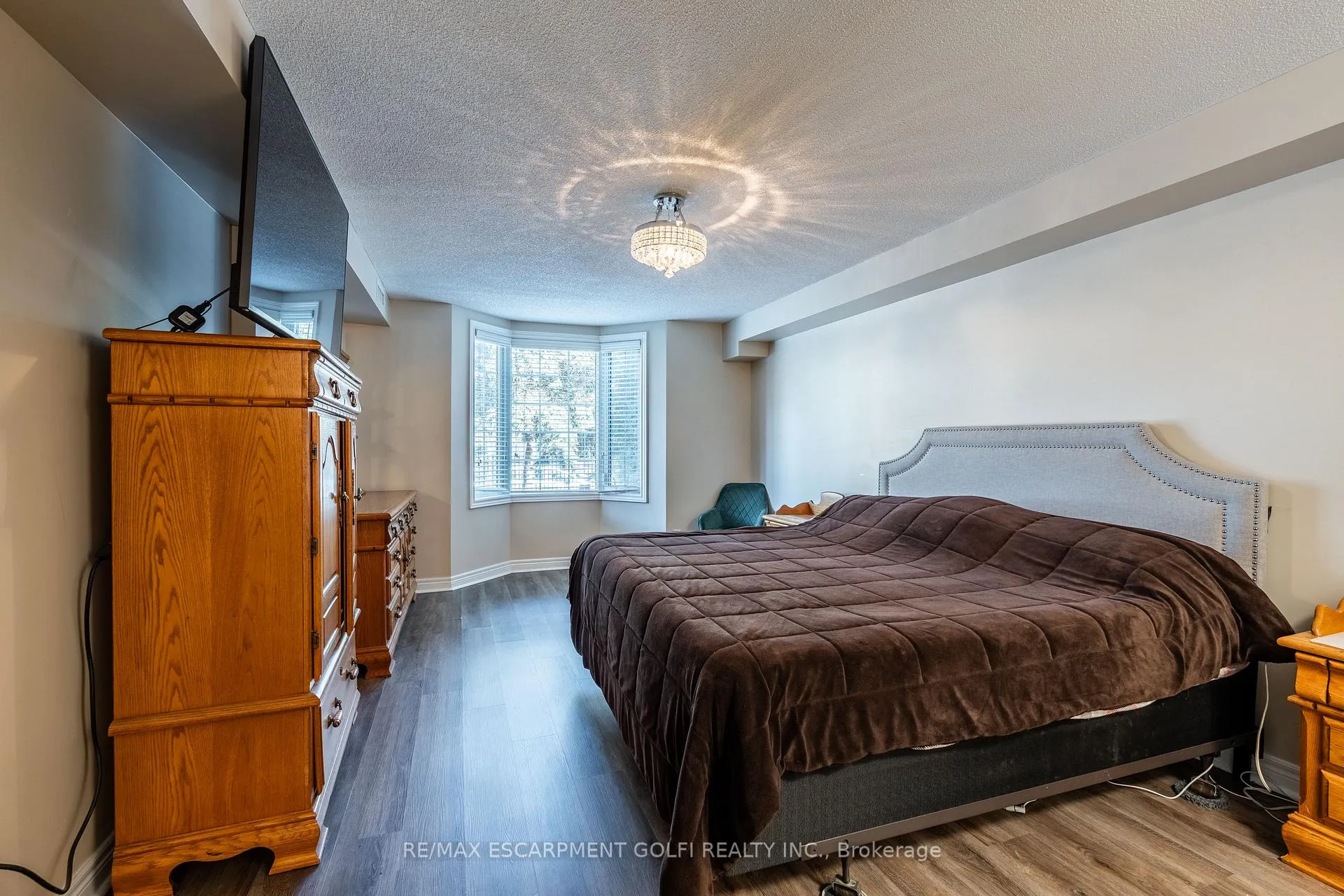 Photo 21 of Unit 106, 990 Golf Links Road, Hamilton, Ancaster — HOMEH