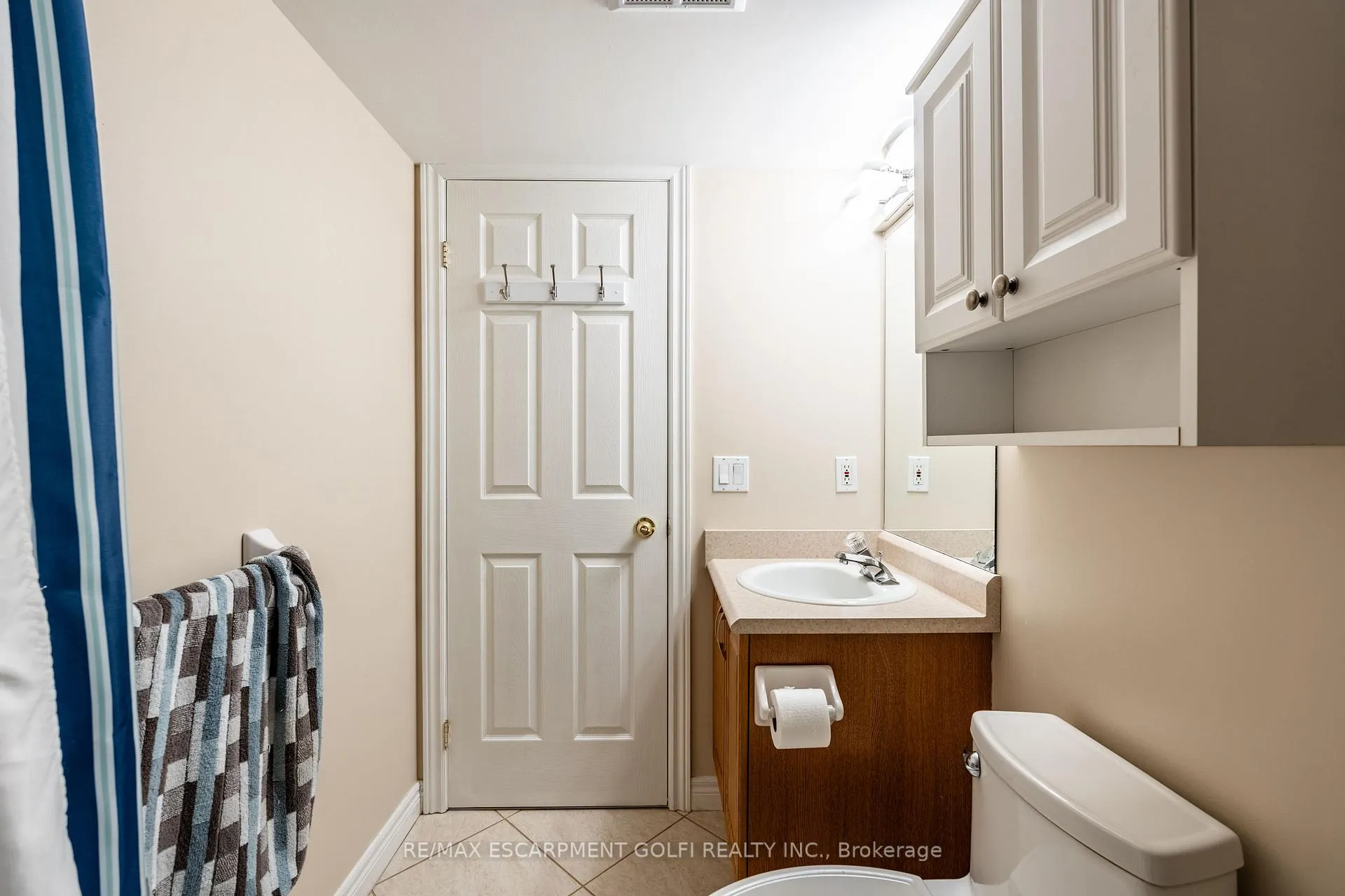 Photo 26 of Unit 106, 990 Golf Links Road, Hamilton, Ancaster — HOMEH