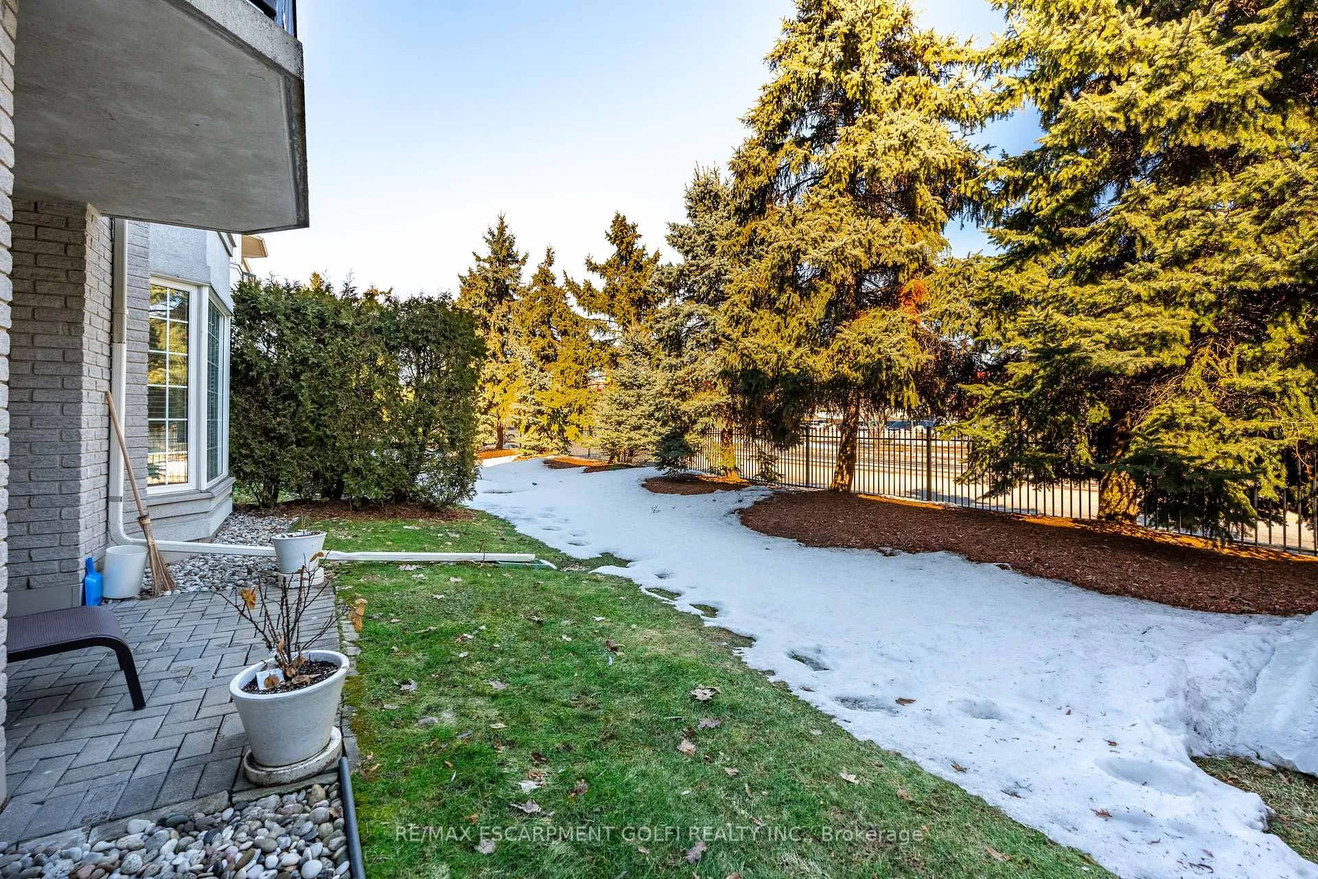 Photo 30 of Unit 106, 990 Golf Links Road, Hamilton, Ancaster — HOMEH
