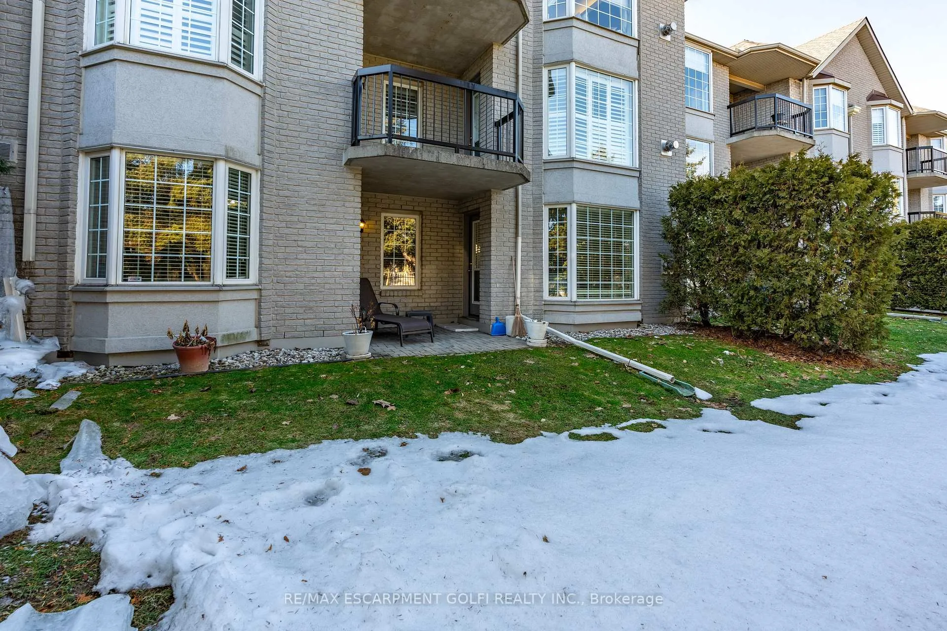 Photo 31 of Unit 106, 990 Golf Links Road, Hamilton, Ancaster — HOMEH
