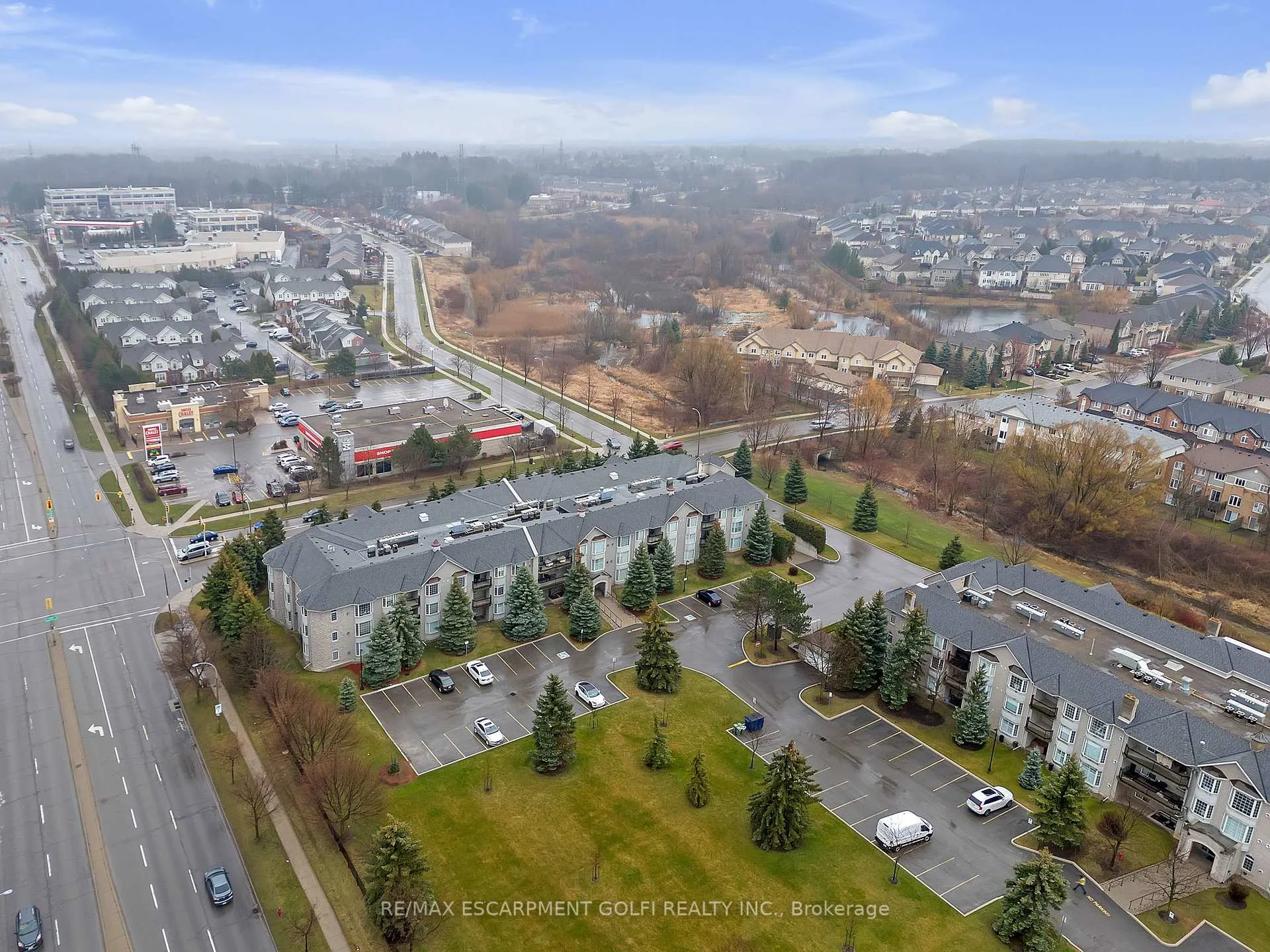 Photo 38 of Unit 106, 990 Golf Links Road, Hamilton, Ancaster — HOMEH