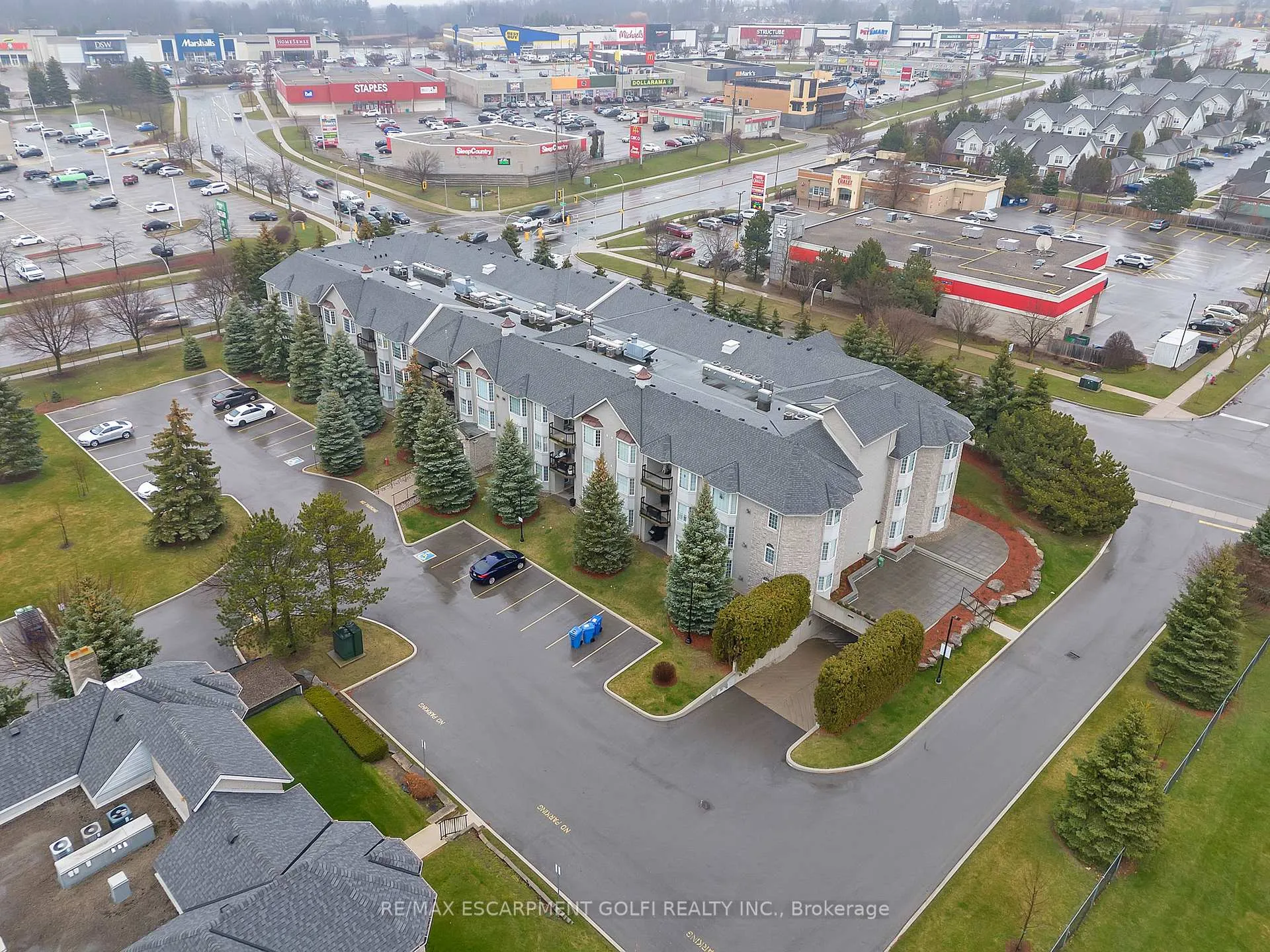 Photo 39 of Unit 106, 990 Golf Links Road, Hamilton, Ancaster — HOMEH