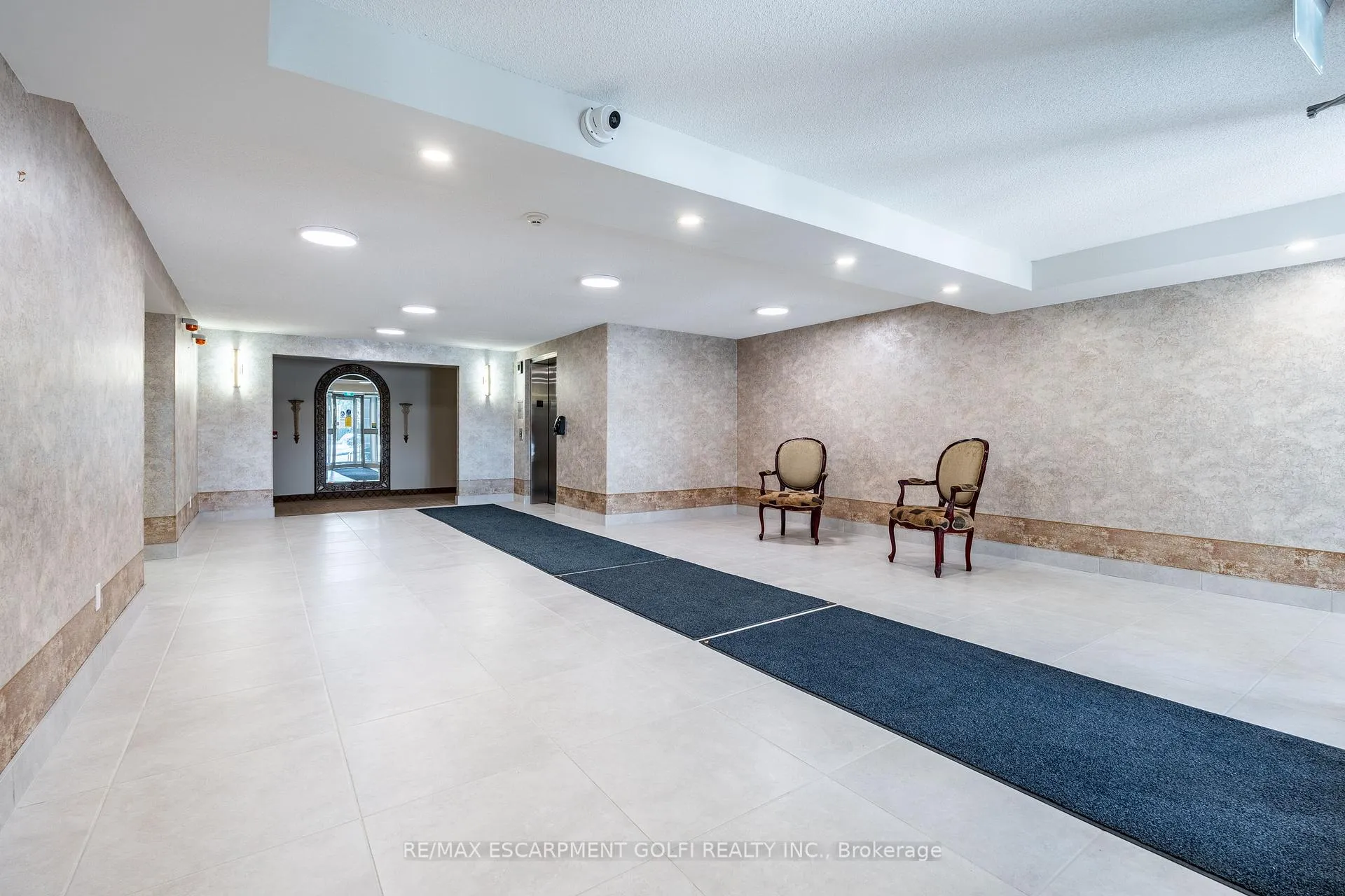Photo 42 of Unit 106, 990 Golf Links Road, Hamilton, Ancaster — HOMEH