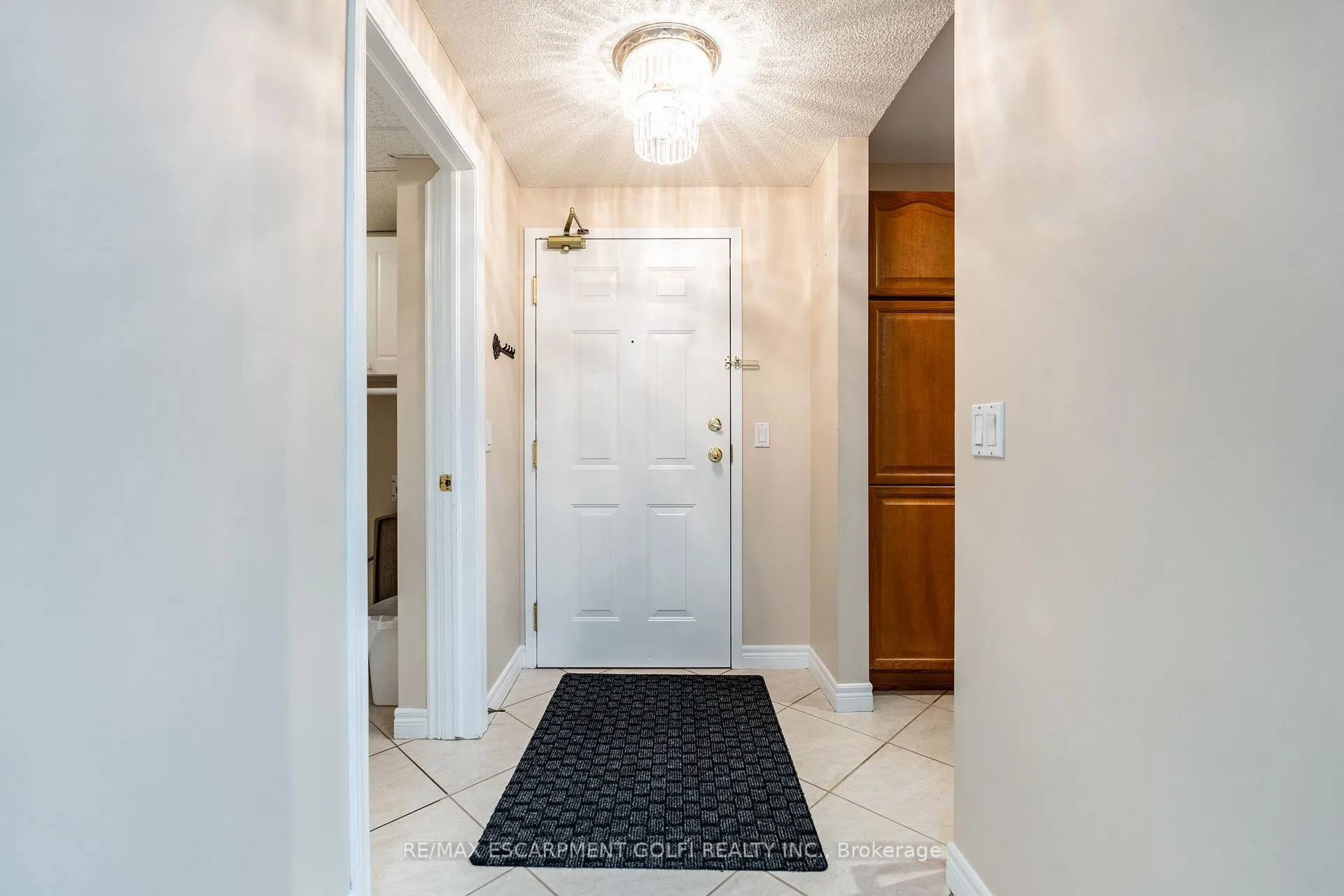 Photo 45 of Unit 106, 990 Golf Links Road, Hamilton, Ancaster — HOMEH