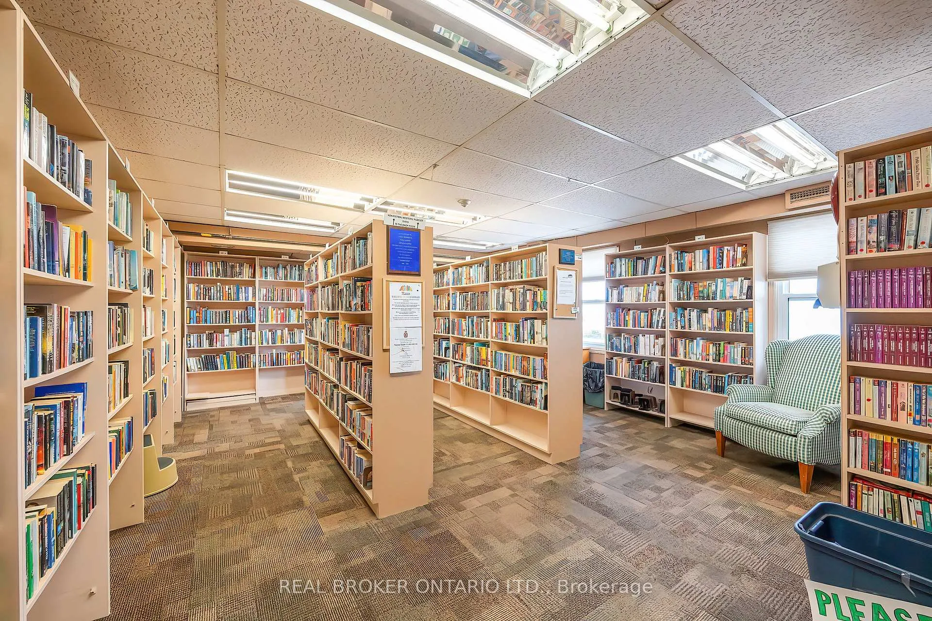 Photo 43 of 22 Champlain Court, Clarington, Newcastle — HOMEH