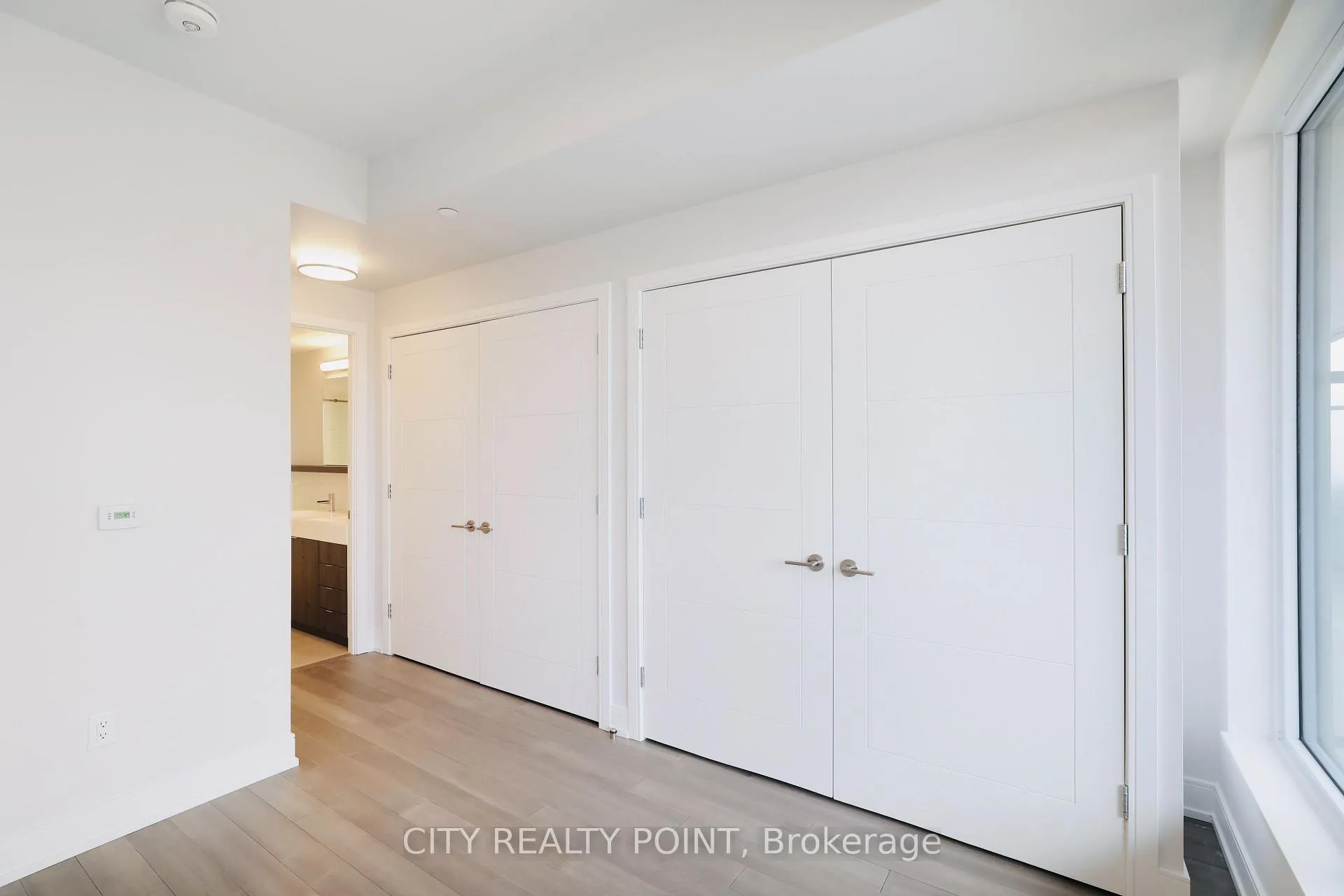 Photo 10 of Unit 306, 2525 Bathurst Street, Toronto, Forest Hill North — HOMEH