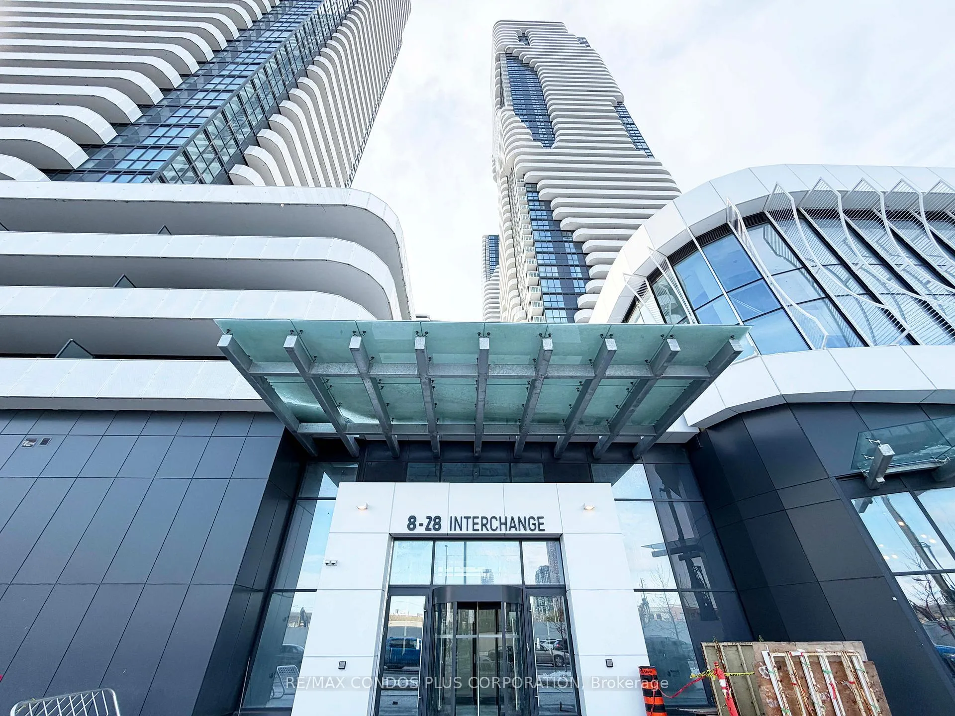 Photo 23 of Unit 815, 8 Interchange Way, Vaughan, Vaughan Corporate Centre — HOMEH