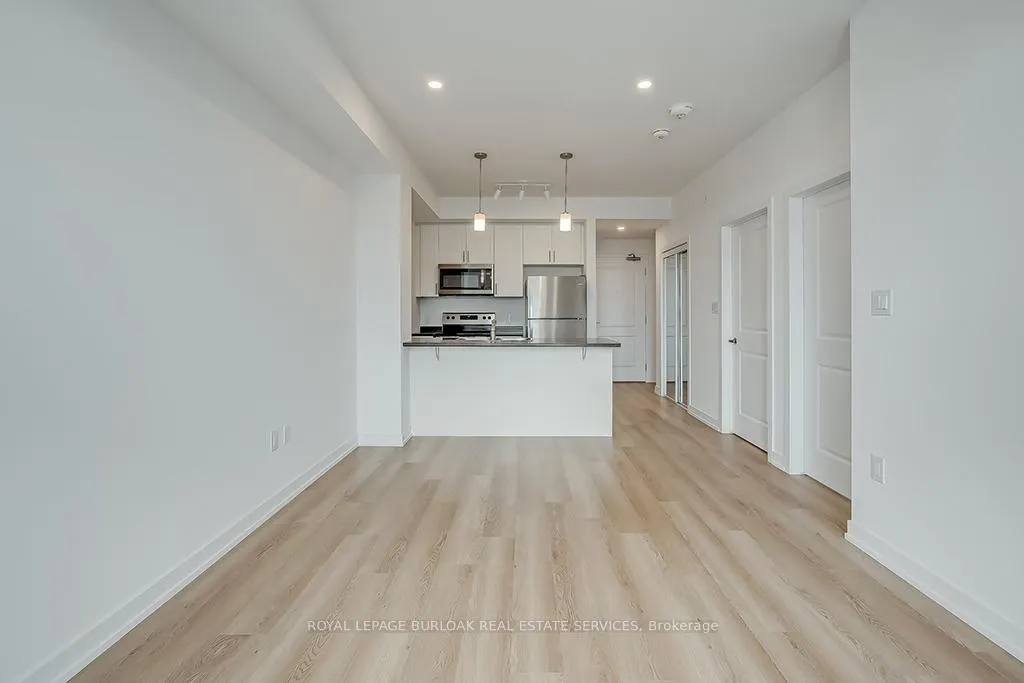 Photo 8 of Unit 608, 470 Dundas Street E, Hamilton, Waterdown — HOMEH
