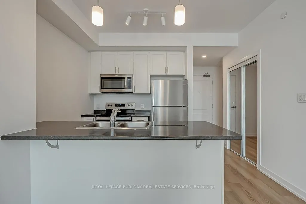 Photo 9 of Unit 608, 470 Dundas Street E, Hamilton, Waterdown — HOMEH