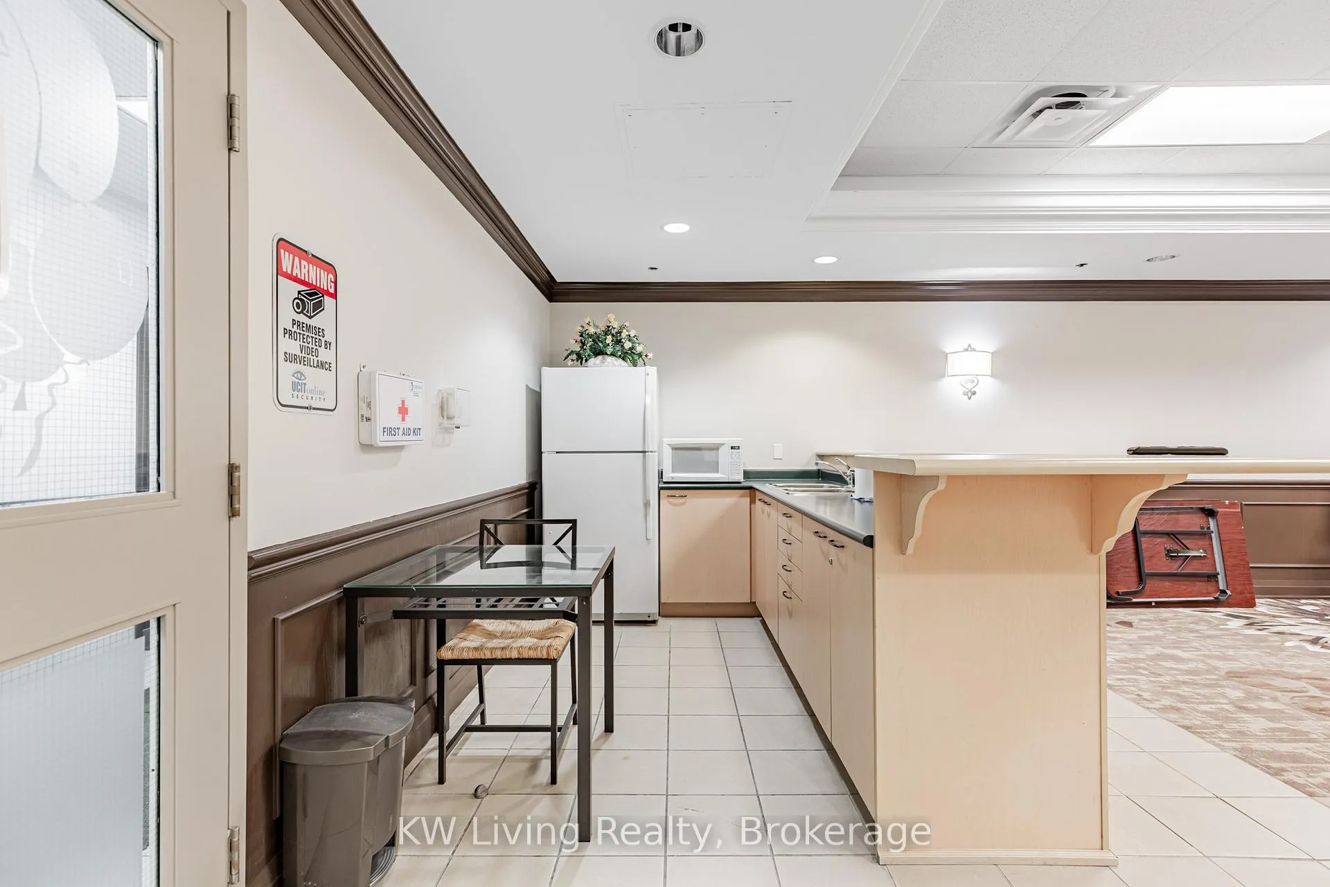 Photo 8 of Unit 216, 25 Times Avenue, Markham, Commerce Valley — HOMEH