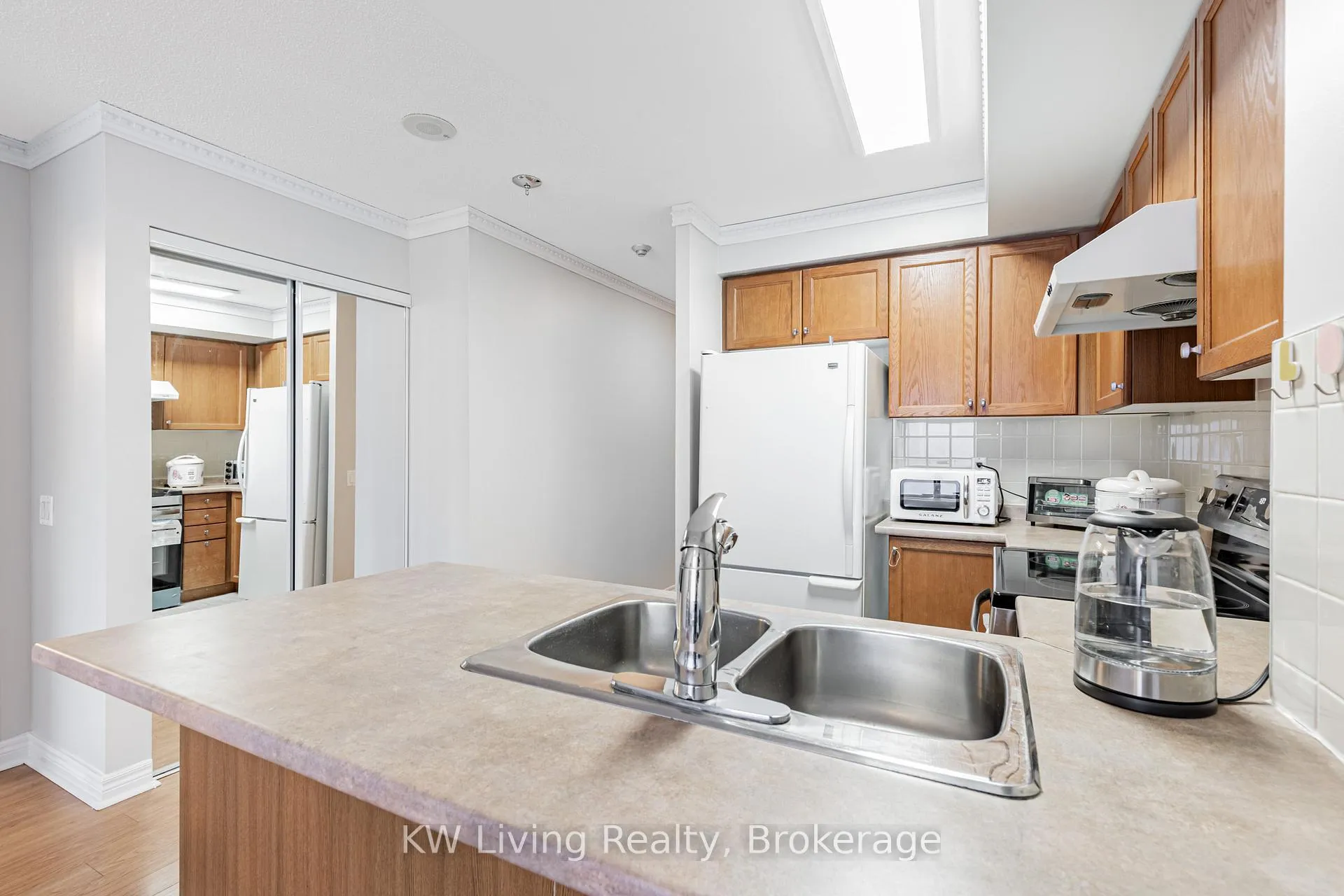 Photo 19 of Unit 216, 25 Times Avenue, Markham, Commerce Valley — HOMEH