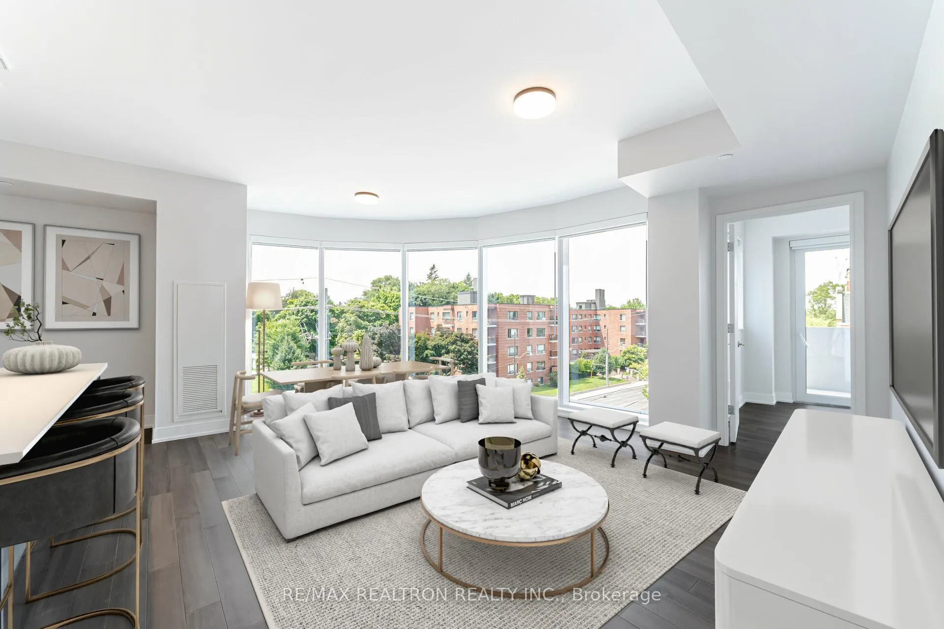Front of Unit 407, 2525 Bathurst Street