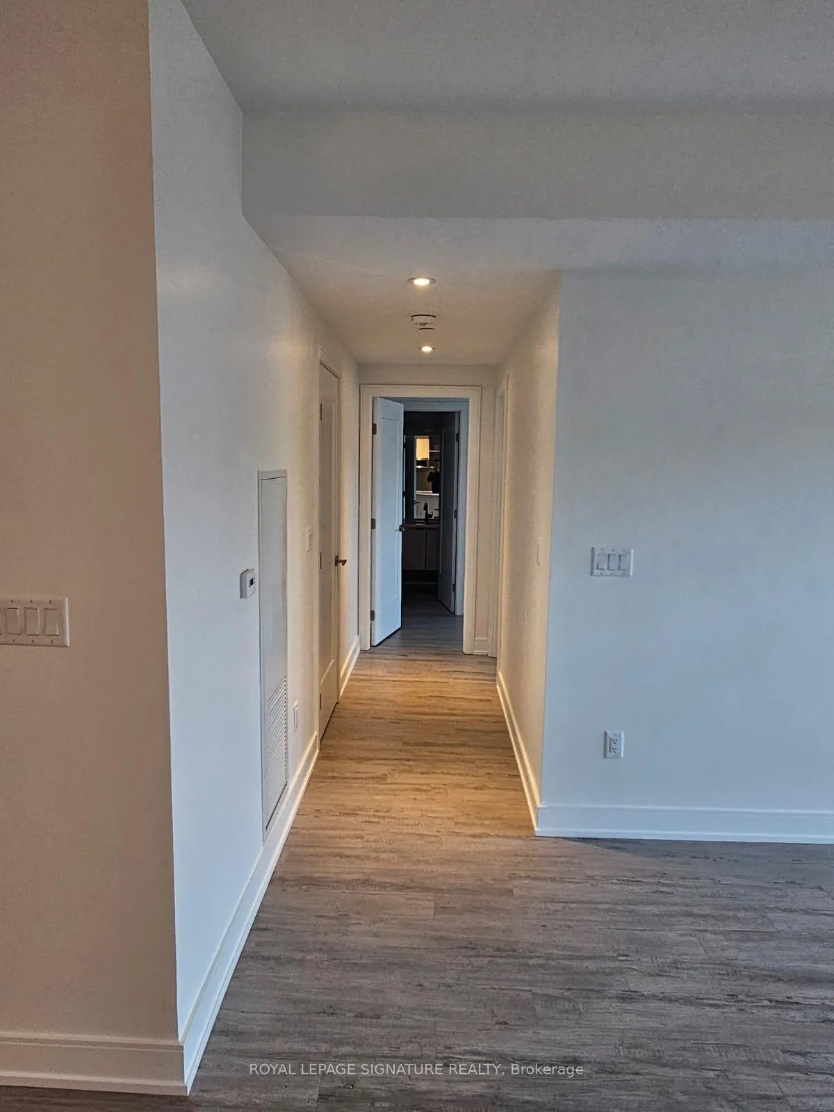 Photo 13 of Unit 622, 185 Dunlop Street E, Barrie, Lakeshore — HOMEH
