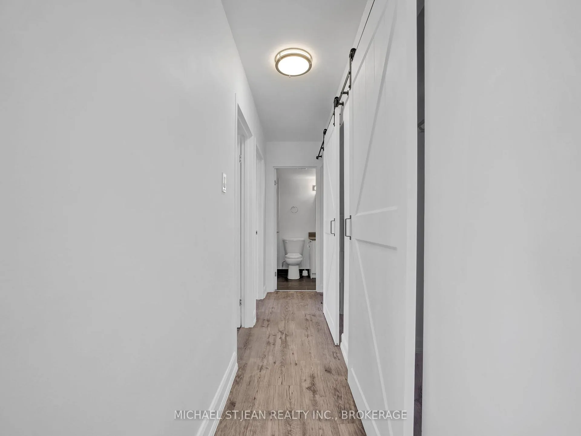 Photo 24 of Unit 912, 15 Nicklaus Drive, Hamilton, Vincent — HOMEH