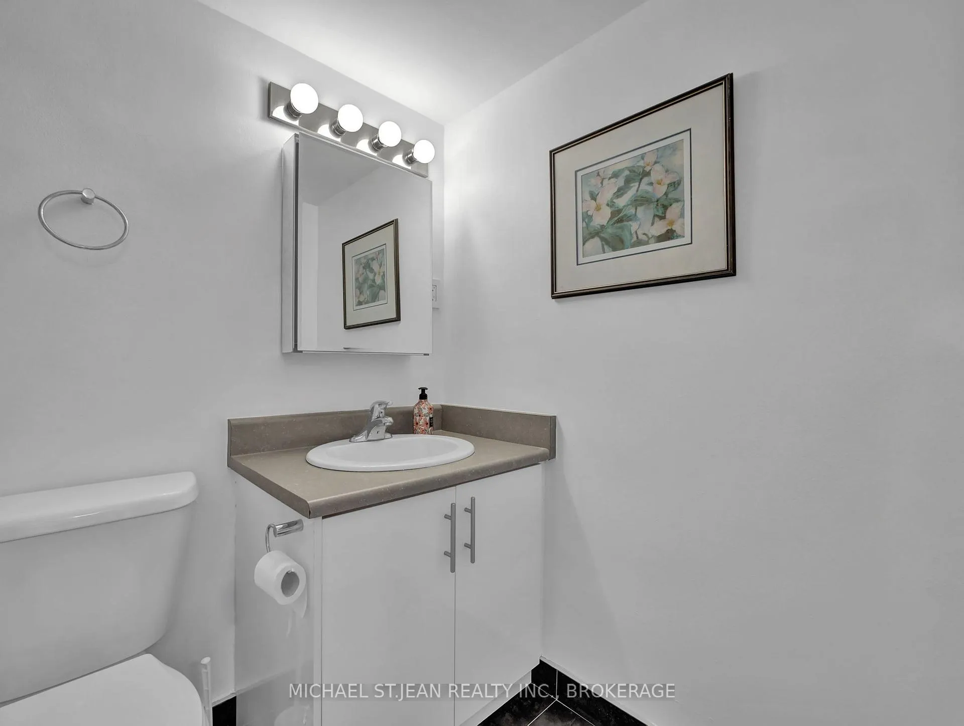 Photo 26 of Unit 912, 15 Nicklaus Drive, Hamilton, Vincent — HOMEH