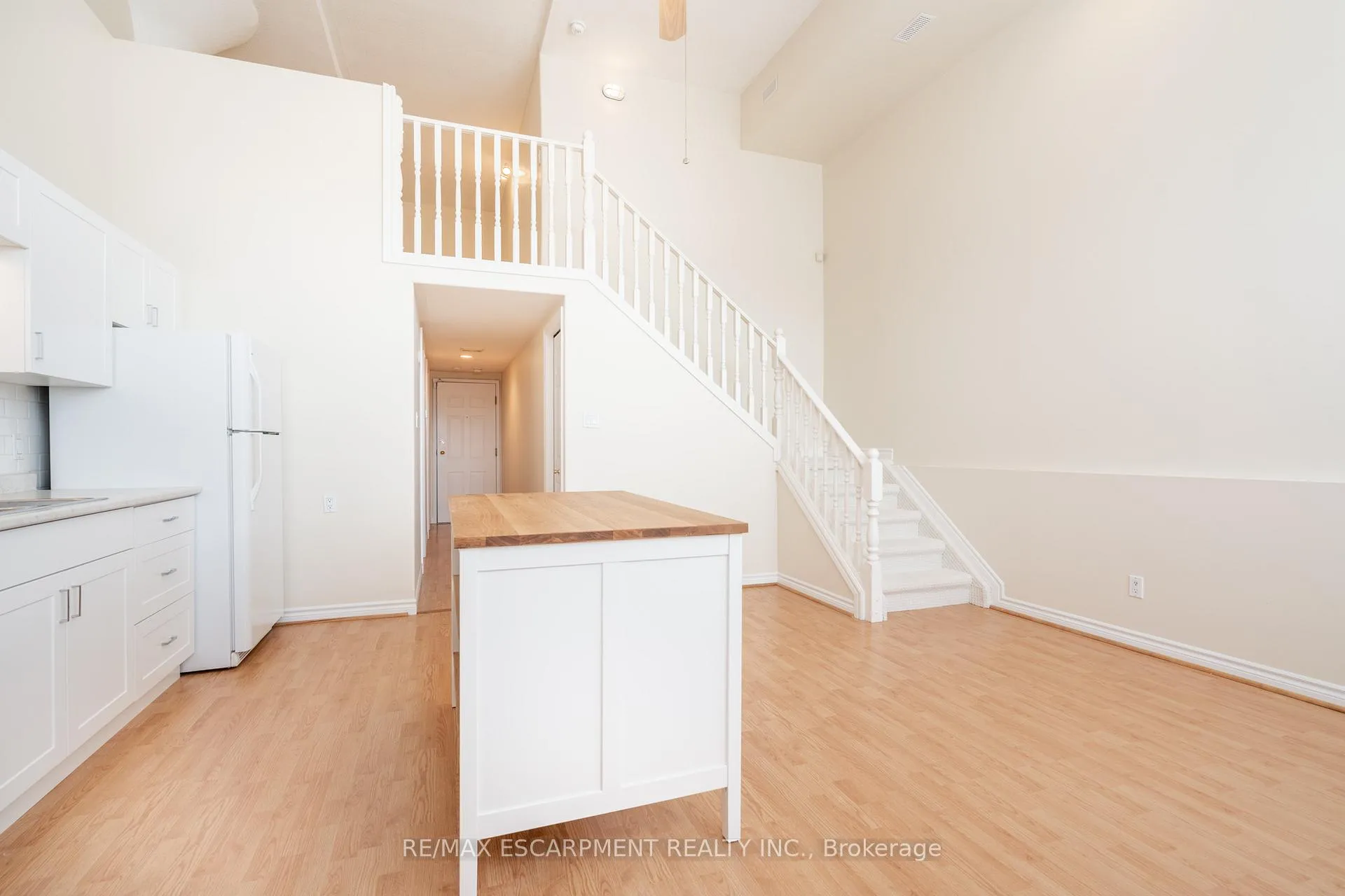 Photo 4 of Unit 102, 111 Grey Street, Brant, Brantford Twp — HOMEH