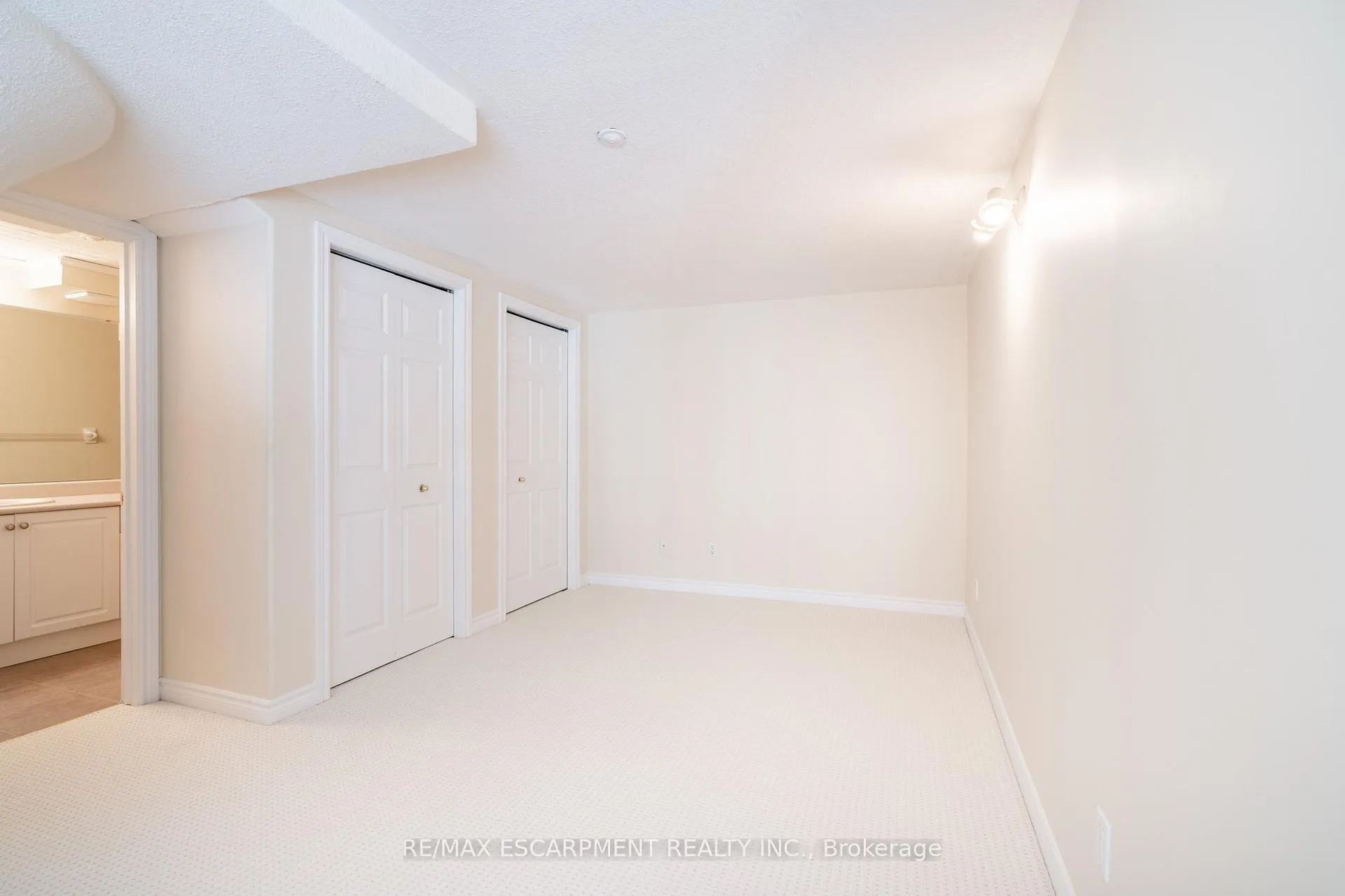 Photo 11 of Unit 102, 111 Grey Street, Brant, Brantford Twp — HOMEH