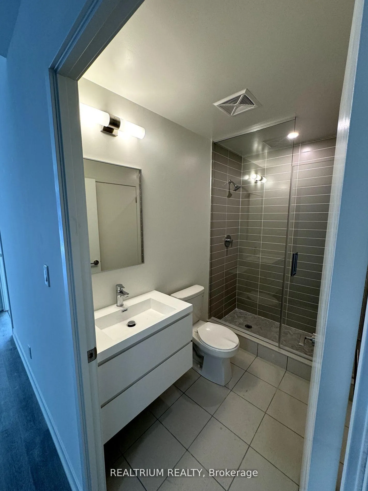 Photo 2 of Unit C302, 38 Simcoe Promenade, Markham, Unionville — HOMEH
