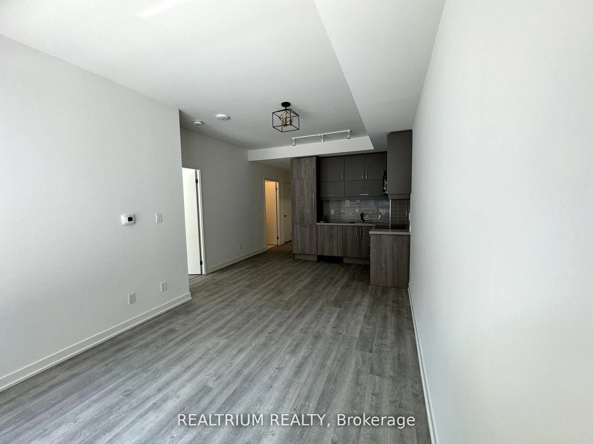 Photo 7 of Unit C302, 38 Simcoe Promenade, Markham, Unionville — HOMEH
